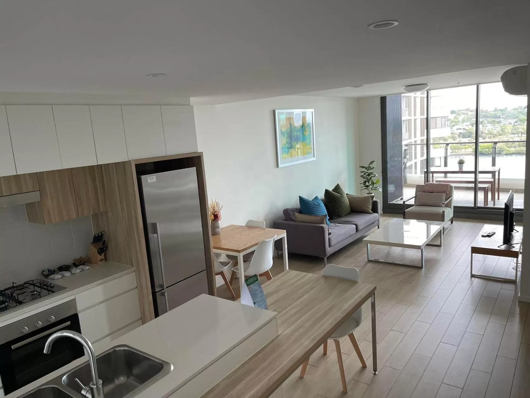 Kitchen or kitchenette in Link Portside Wharf Apartment Hotel