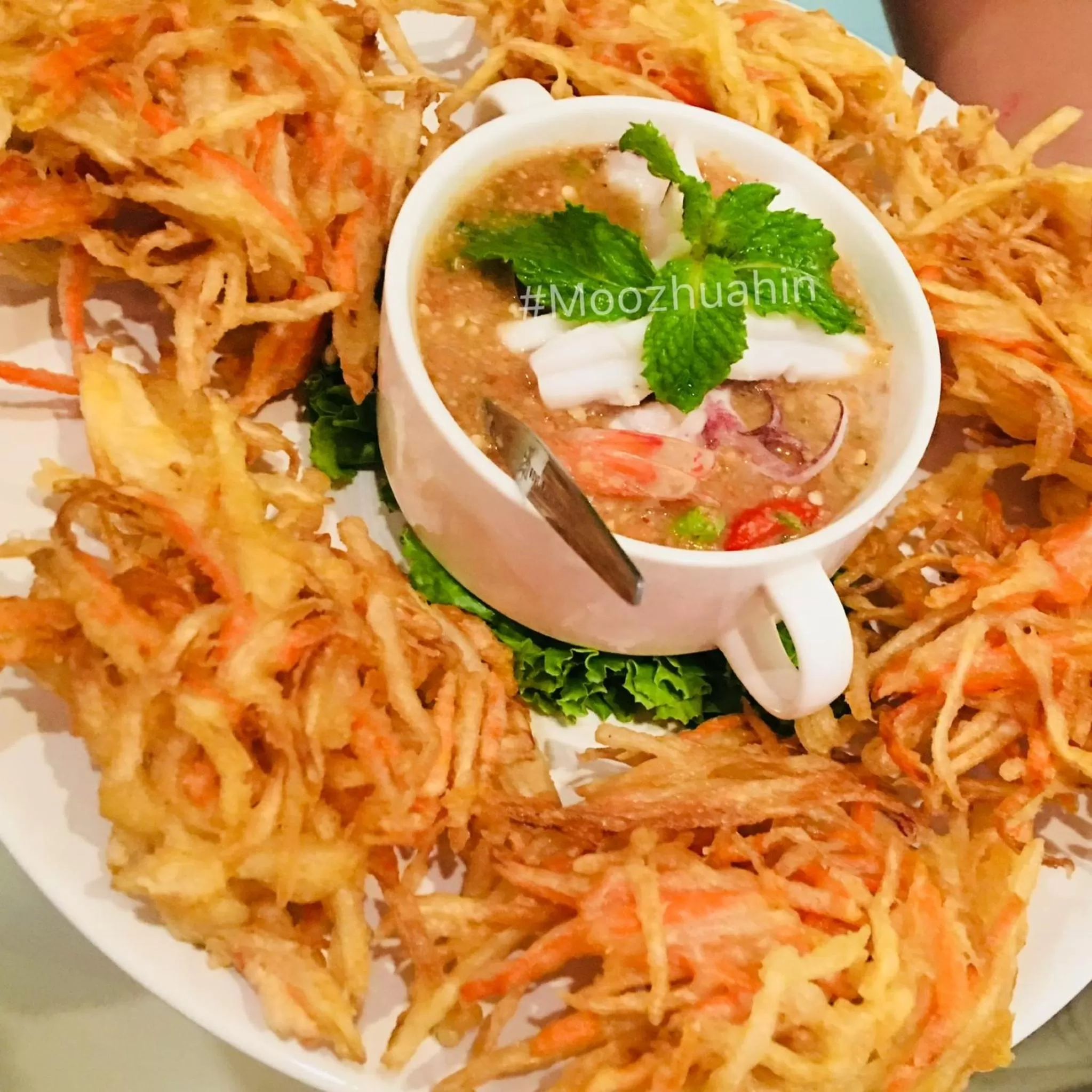 Restaurant/places to eat in Mooz Huahin Bed & Breakfast