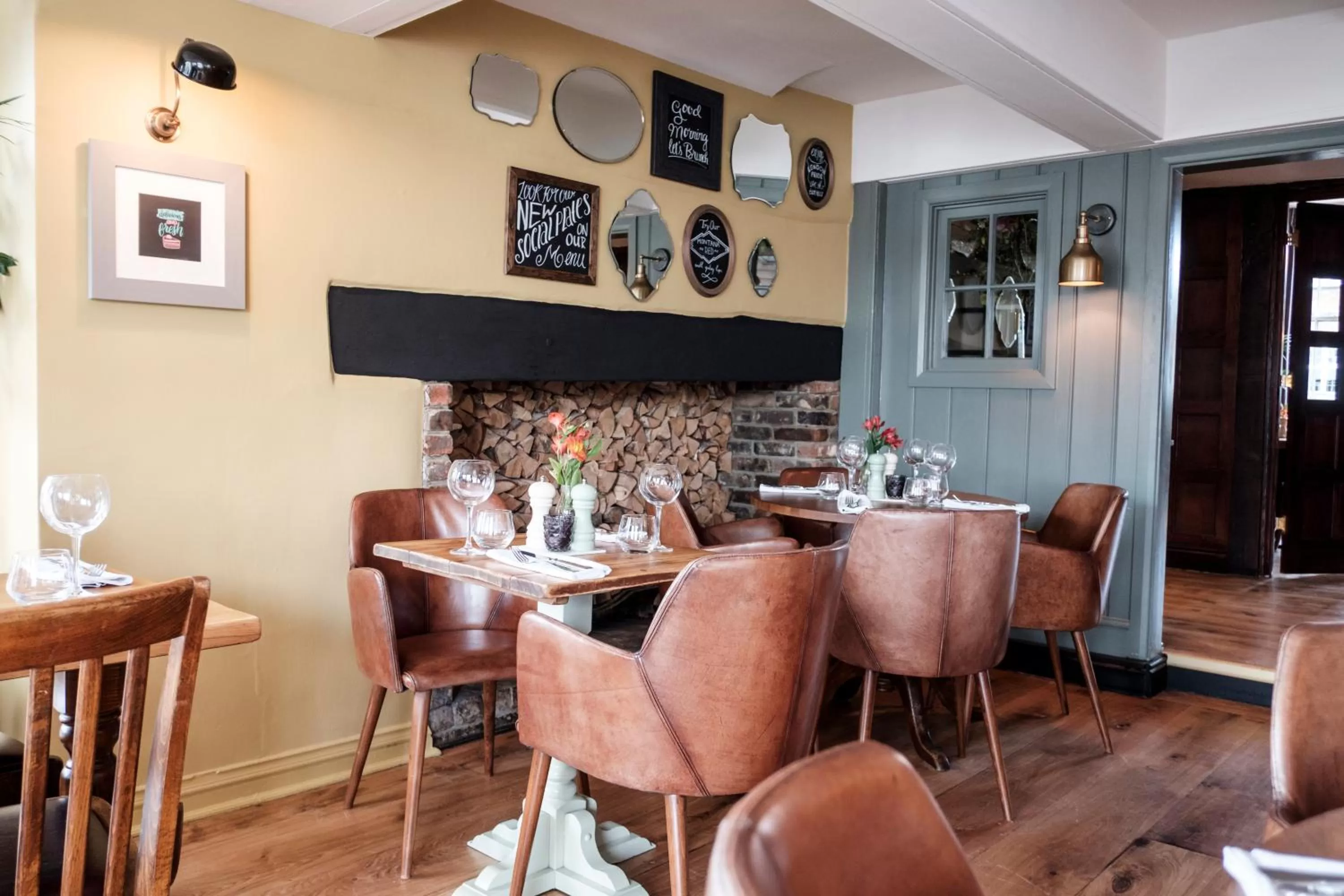 Lounge or bar in The Swan Hotel