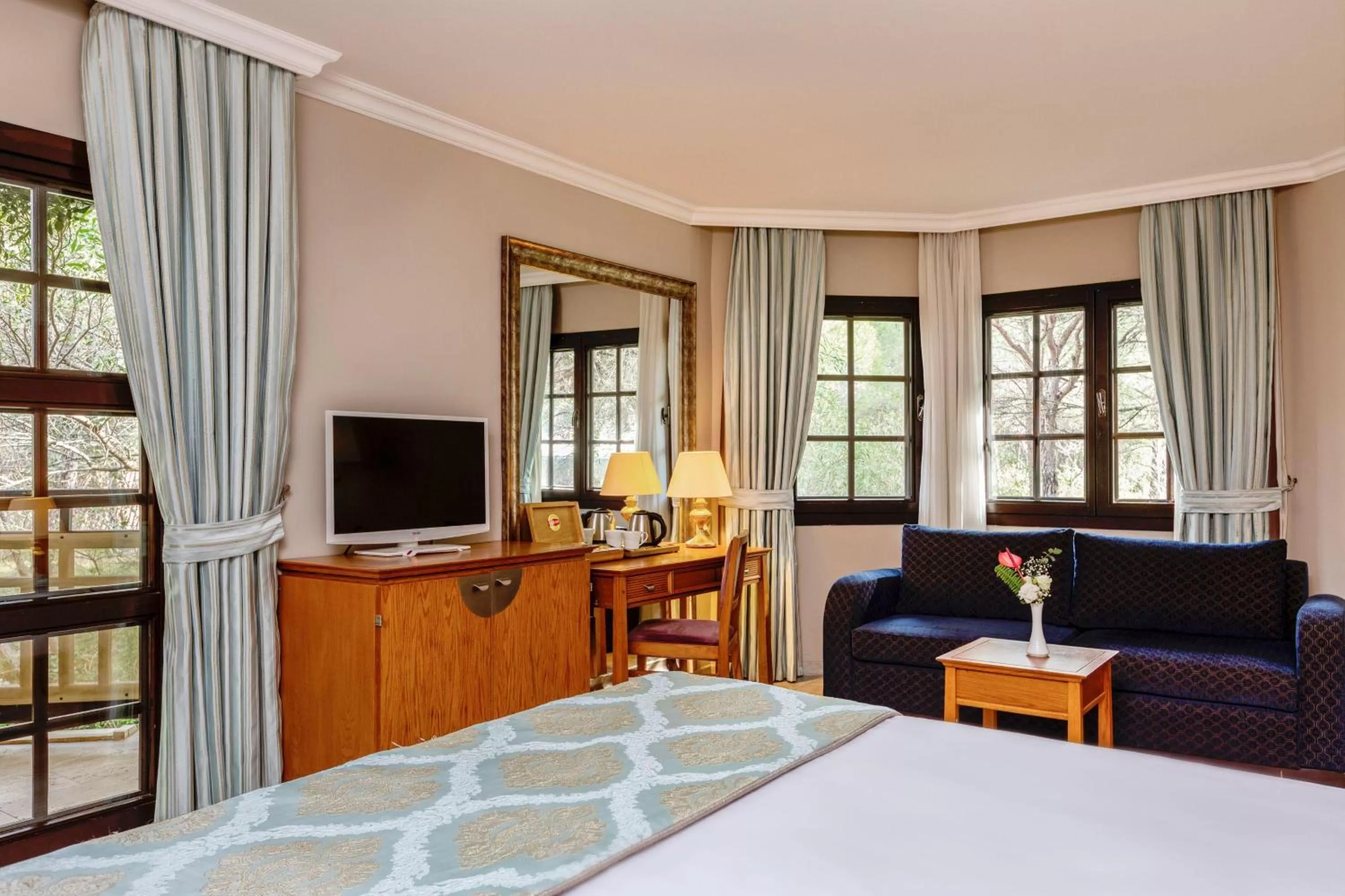 Photo of the whole room, Bed in Asteria Family Resort Belek