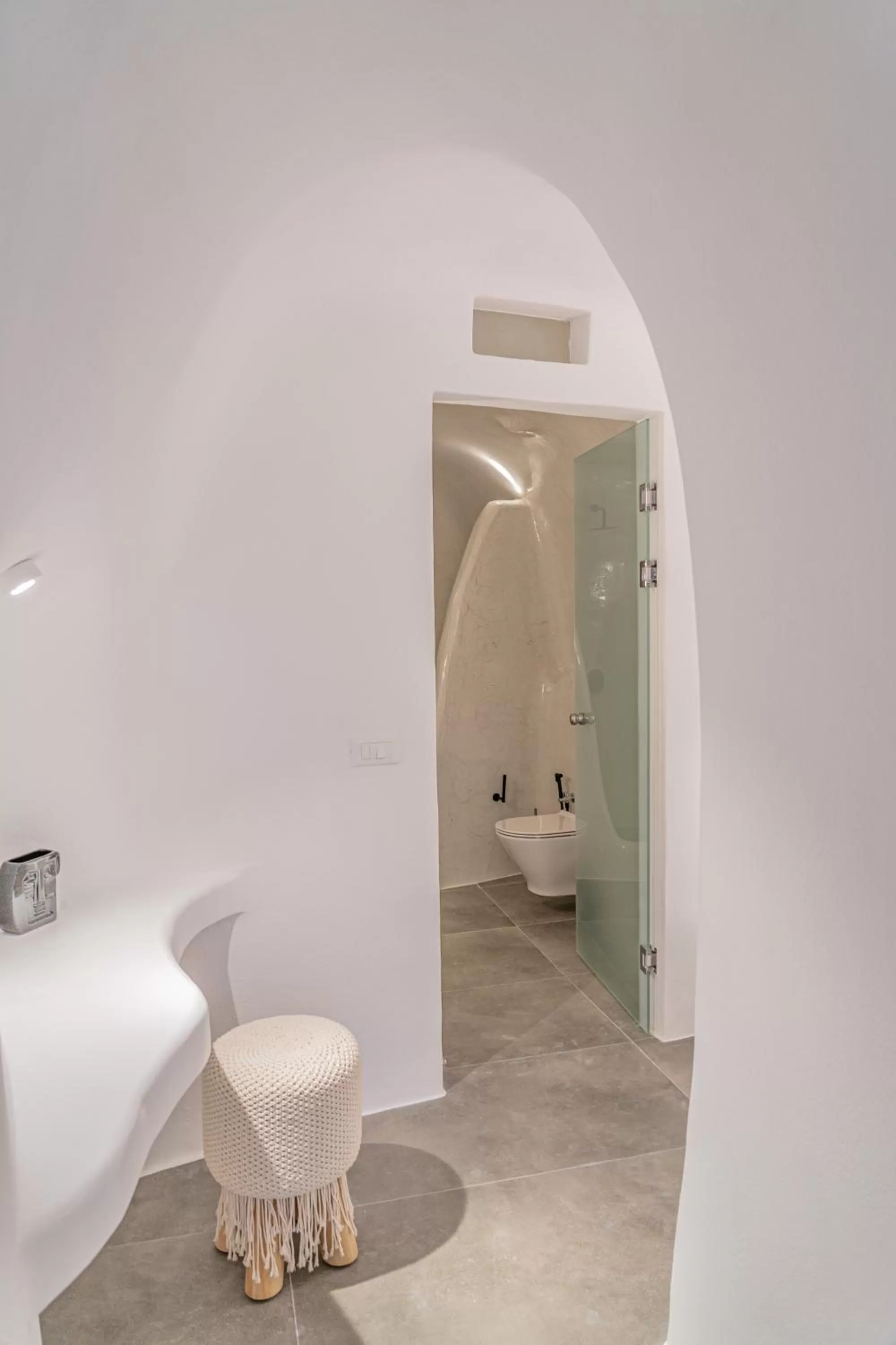 Toilet in Eternity Suites Santorini