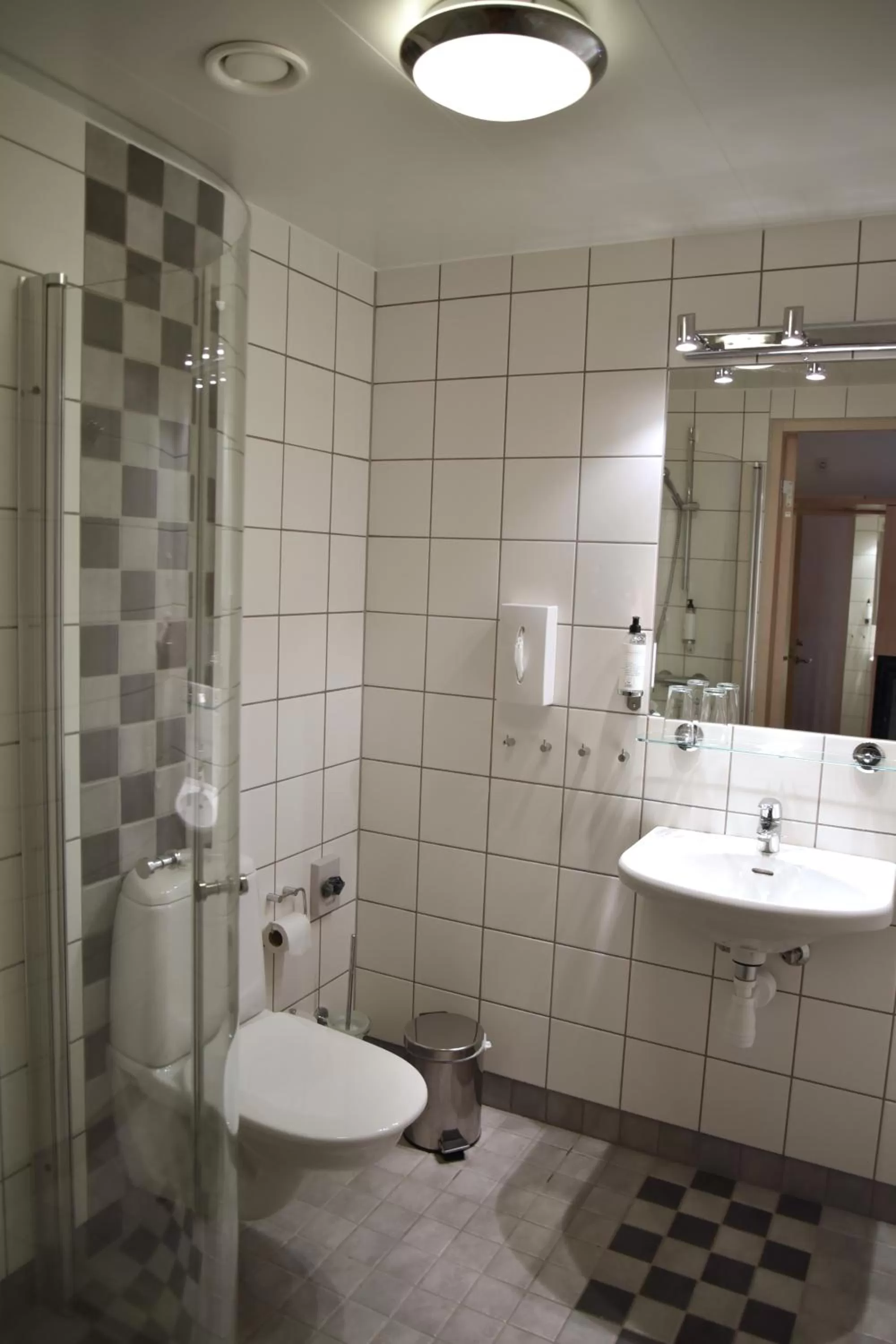 Shower in Hotell Årjäng