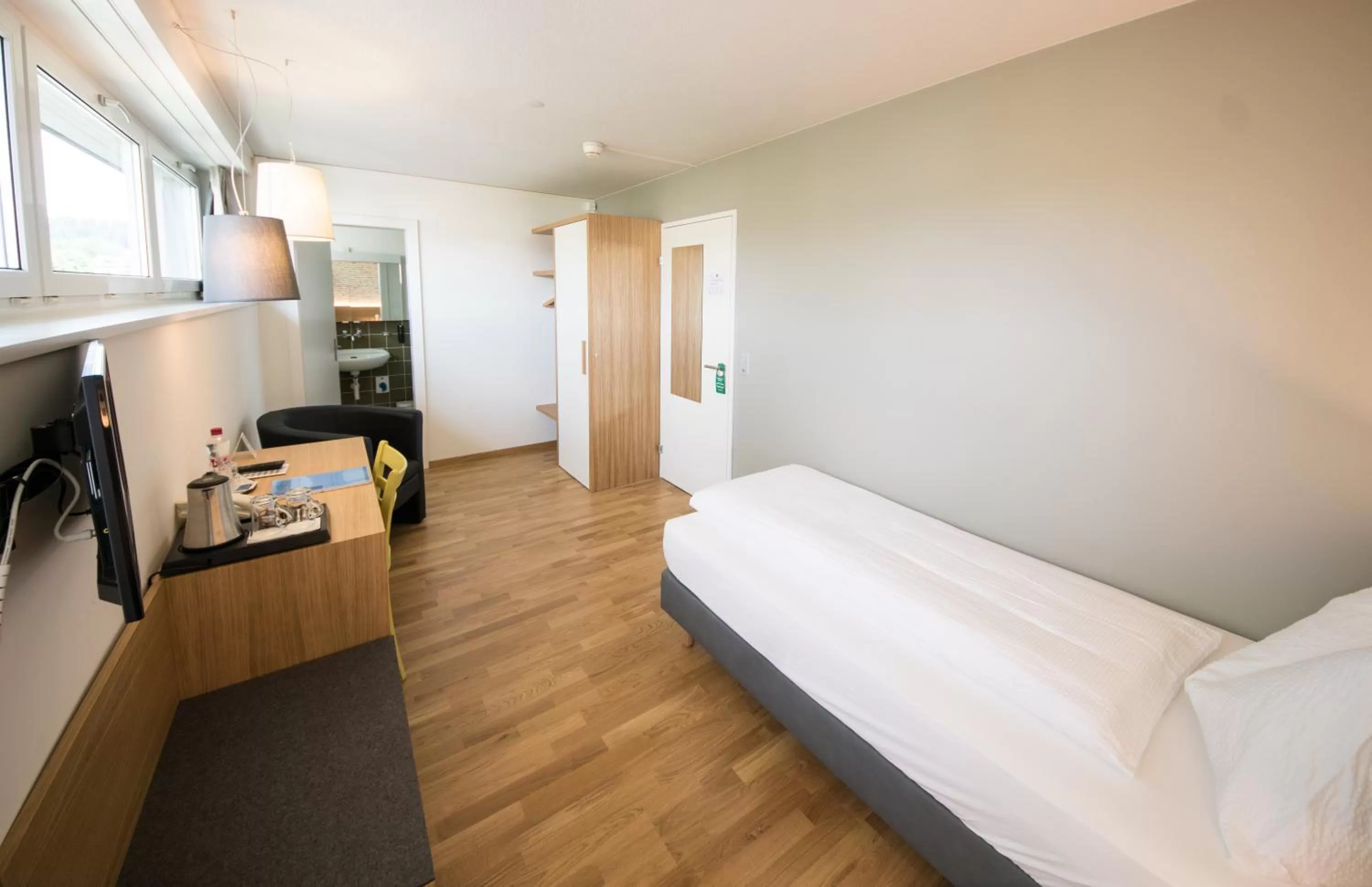 Photo of the whole room, Bed in Dialoghotel Eckstein