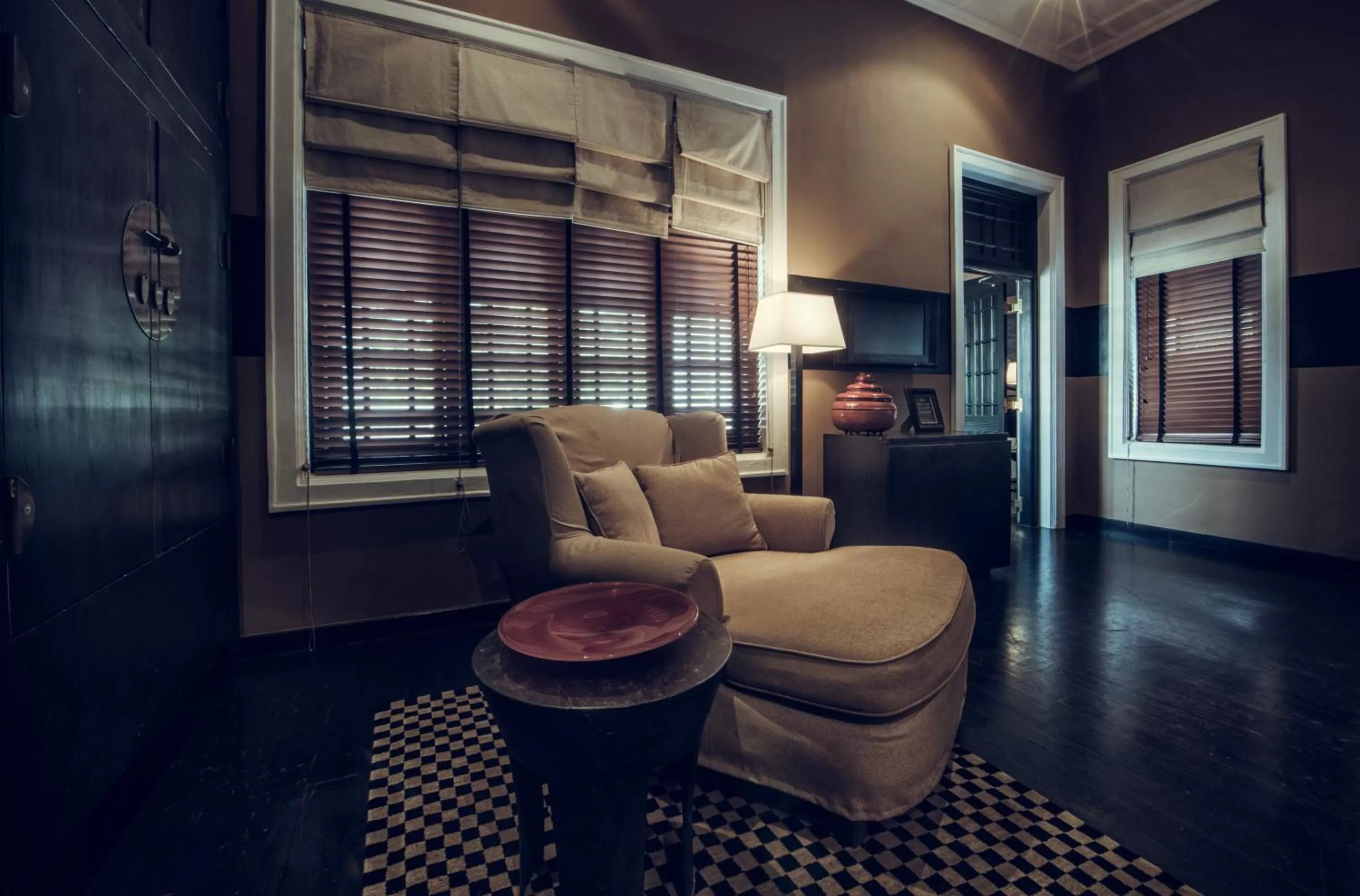 Day in Paradise Road Tintagel Colombo