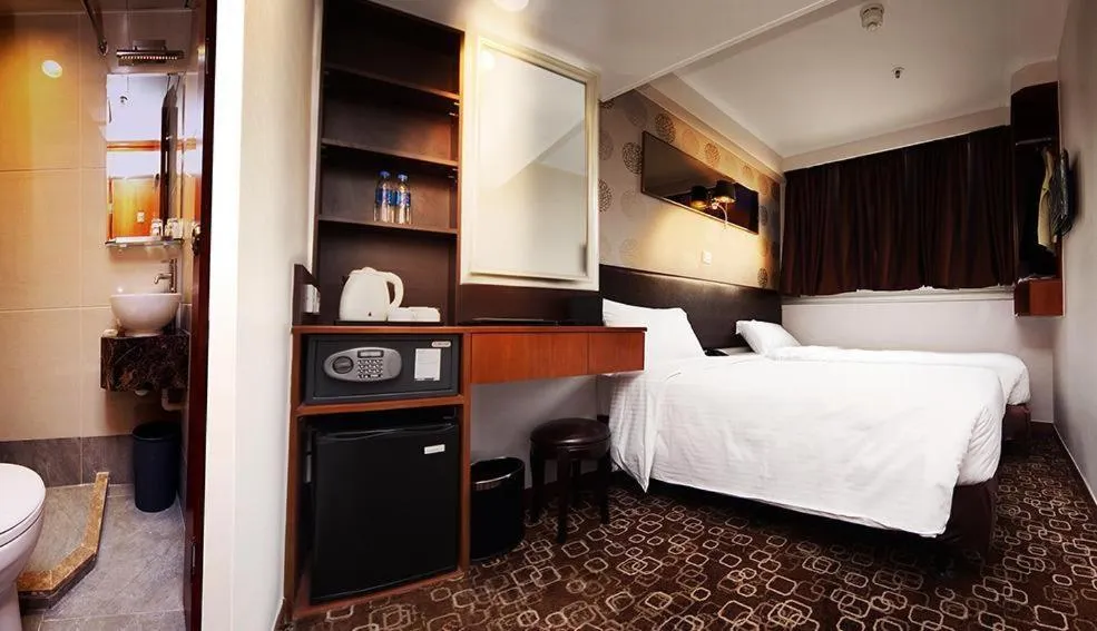 Bedroom in Lander Hotel Prince Edward