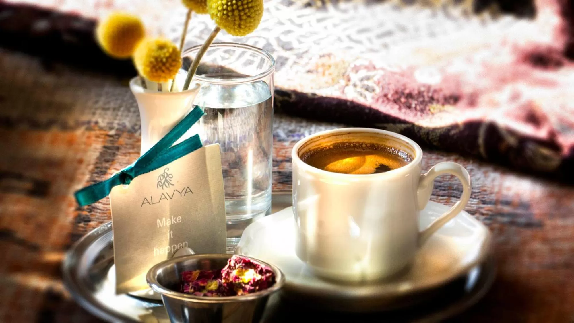 Coffee/tea facilities in Alavya