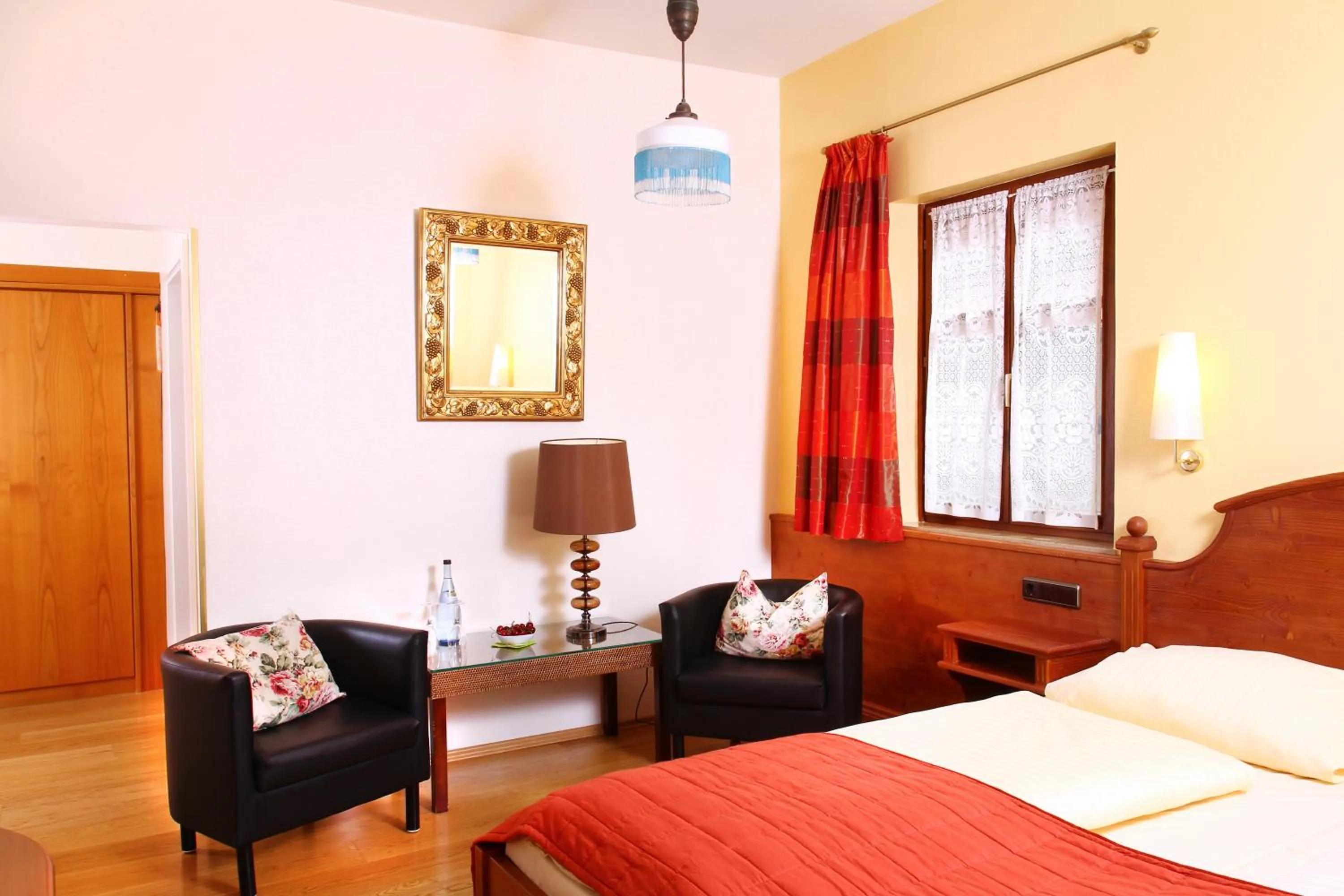 Decorative detail, Bed in Hotel Reichsküchenmeister