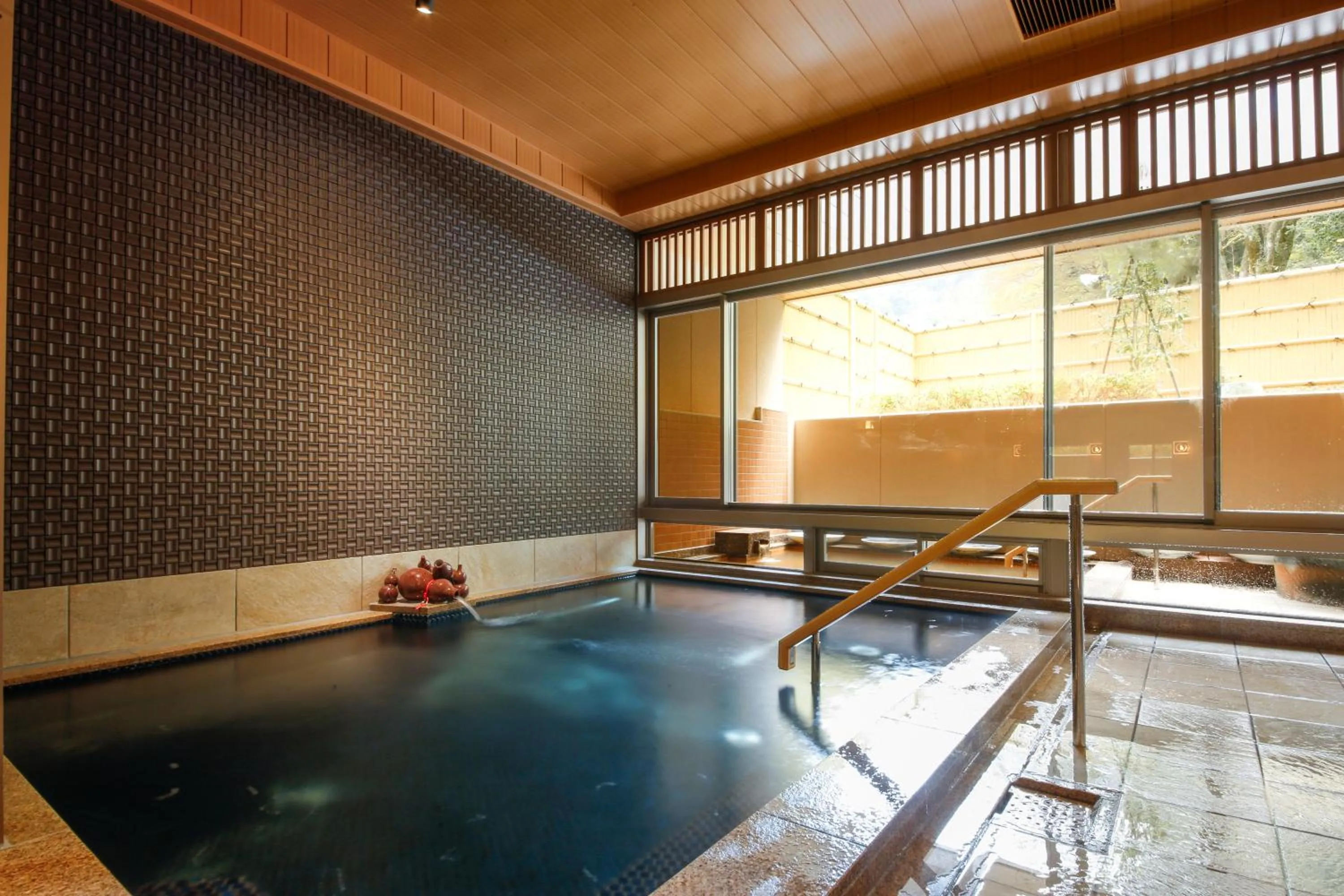Public Bath in Okuno Hosomichi