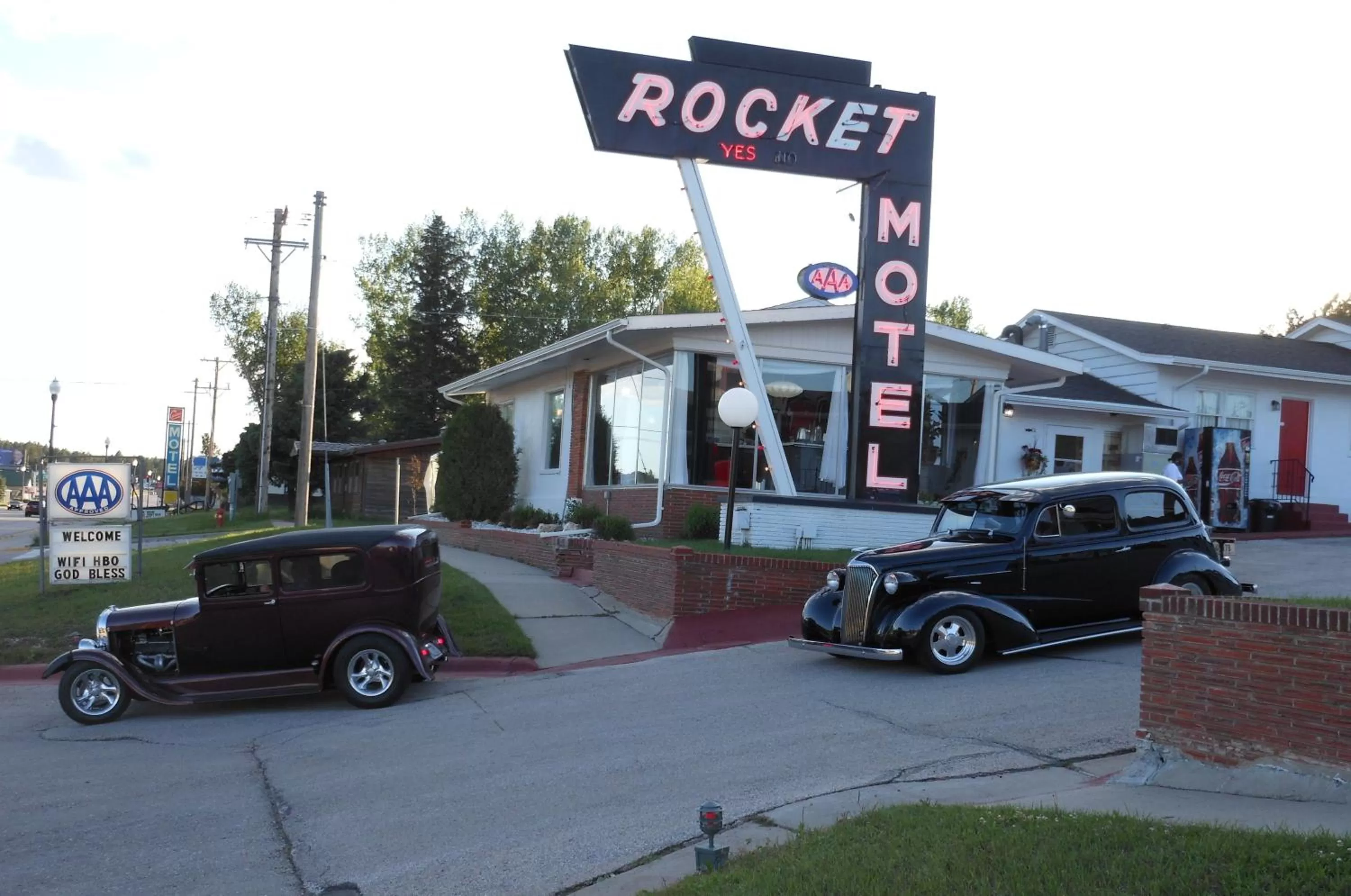 Property Building in Rocket Motel