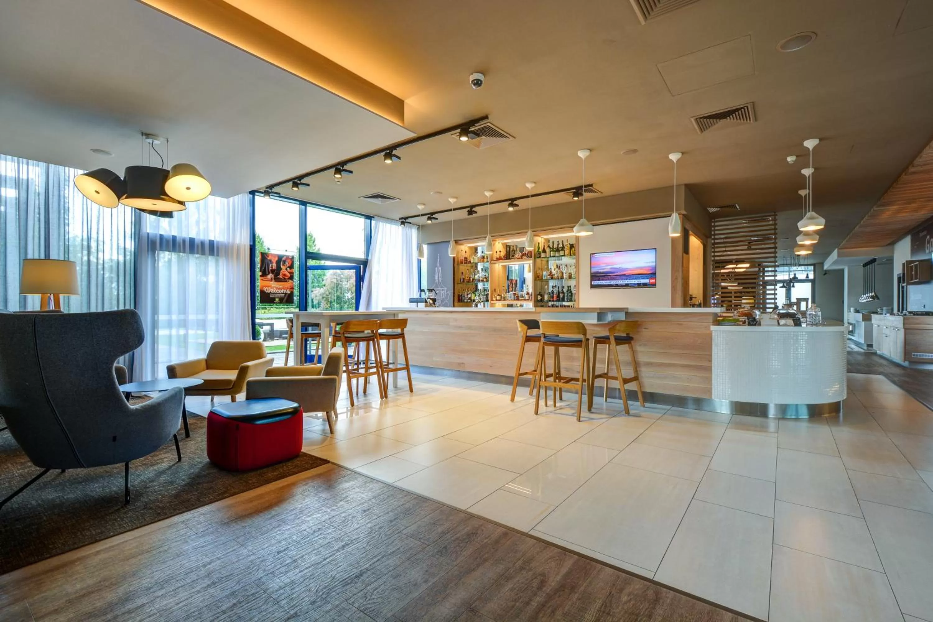 Lounge or bar in Holiday Inn Prague Airport by IHG