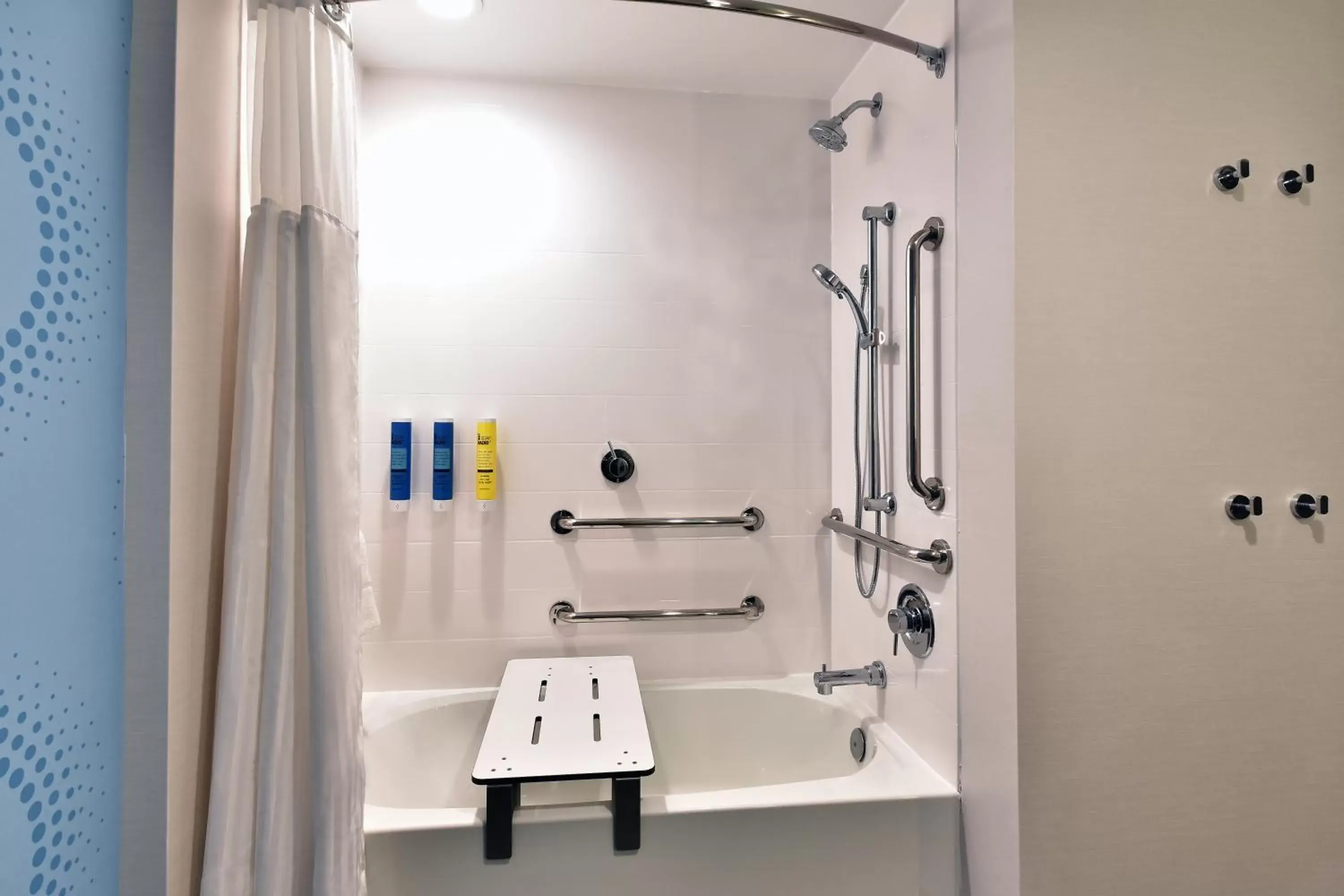 Queen Room with Two Queen Beds and Bath Tub - Mobility/Hearing Accessible in Tru By Hilton Beckley, Wv Queen Room with Two Queen Beds and Bath Tub - Mobility/Hearing Accessible in Tru By Hilton Beckley, Wv