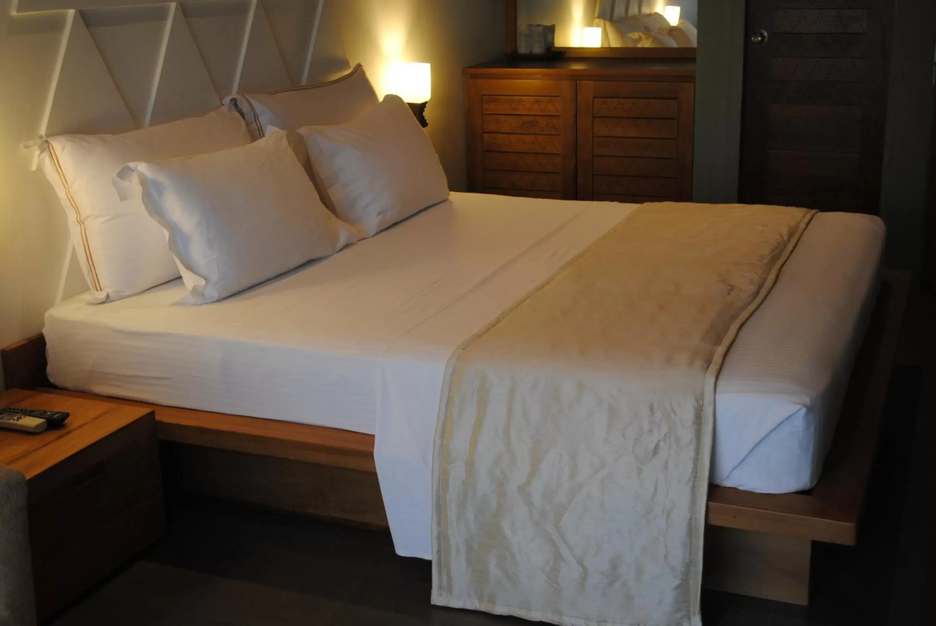 Superior Double Room in Lavendish Lake Giritale - Former Giritale Hotel Superior Double Room in Lavendish Lake Giritale - Former Giritale Hotel