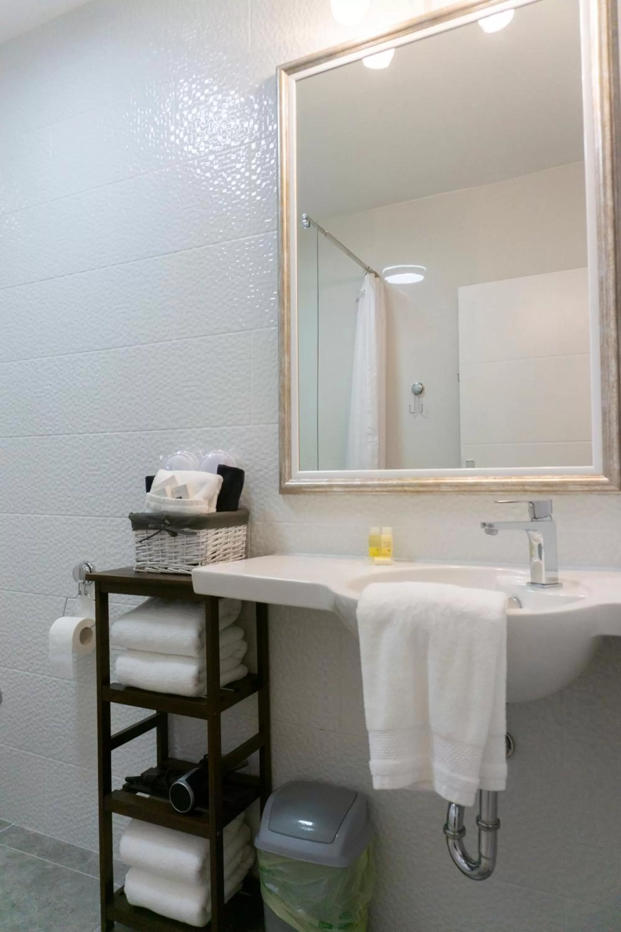 Shower in Herceg Vila