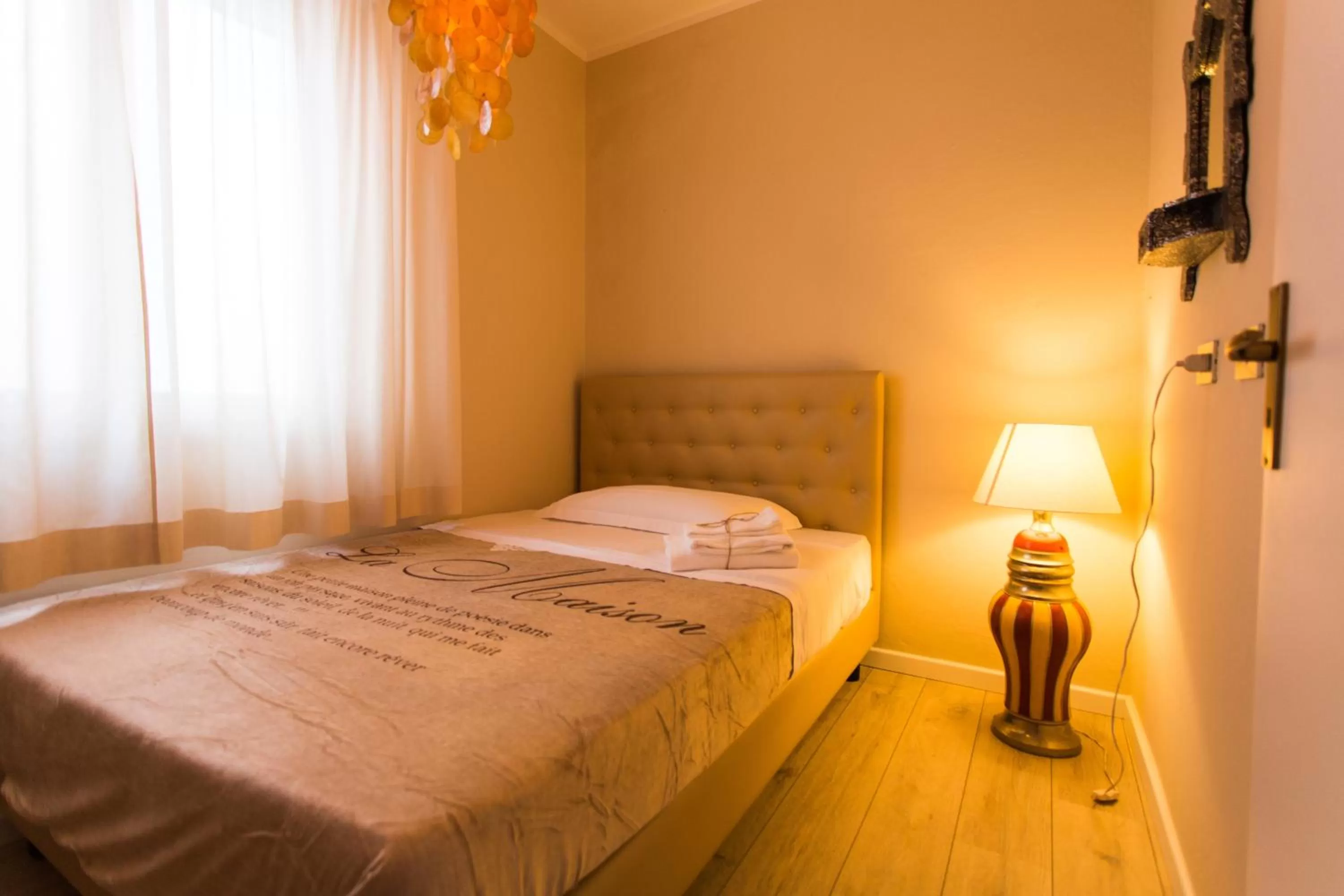 1920 Maison et Musique Hotel