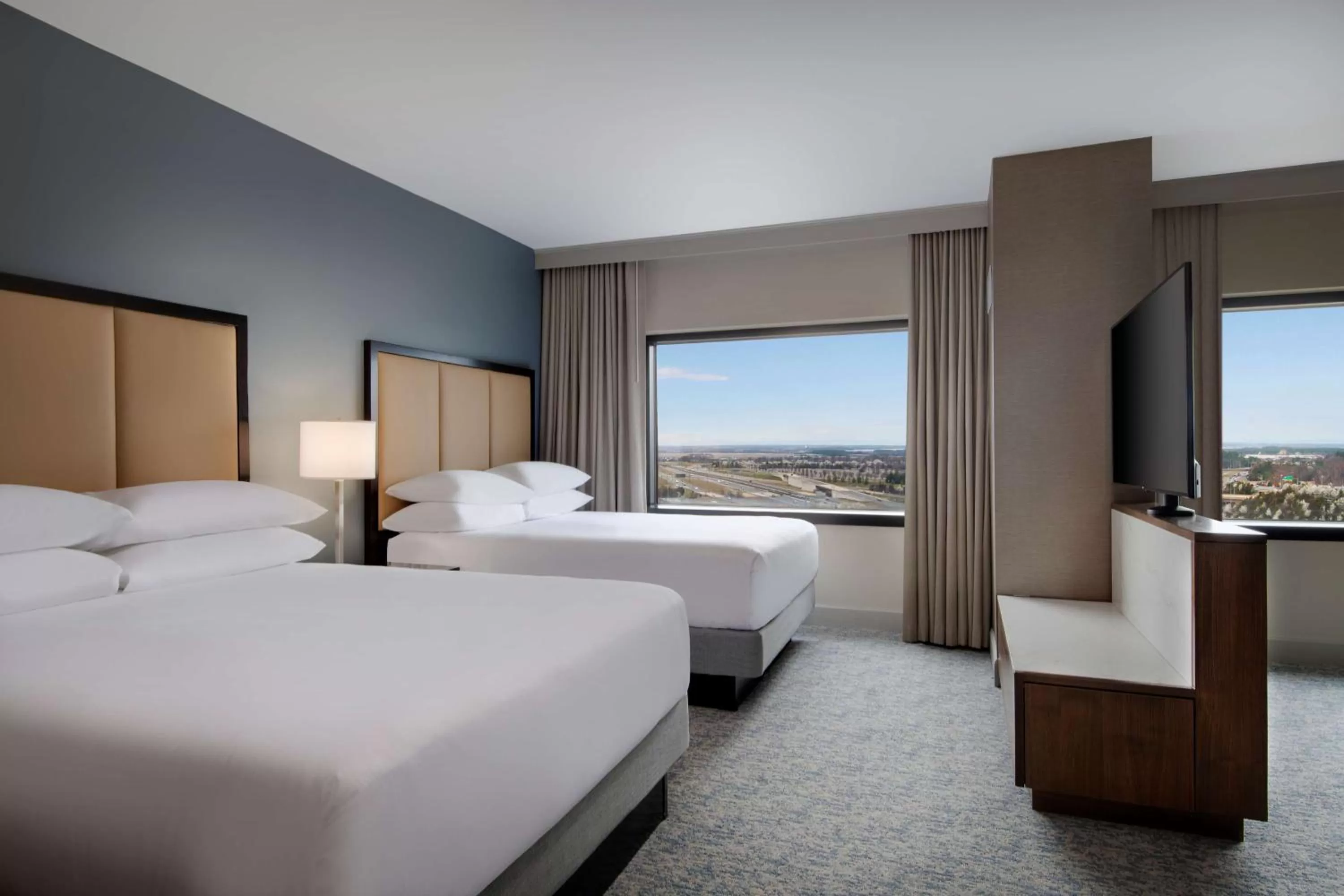 Photo of the whole room, Bed in Hyatt Regency Dulles