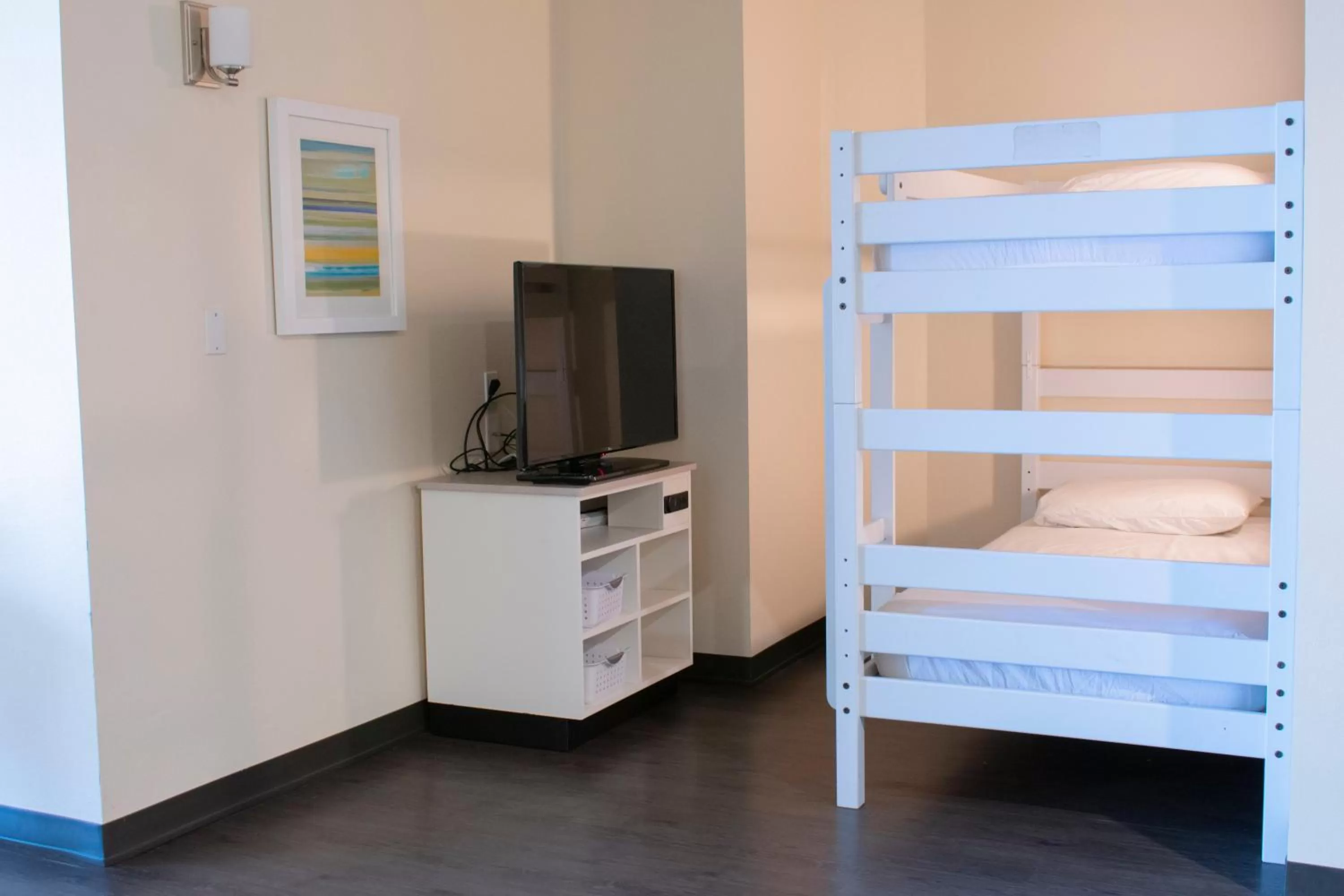 Photo of the whole room, Bed in Holiday Inn Omaha Downtown - Waterpark by IHG