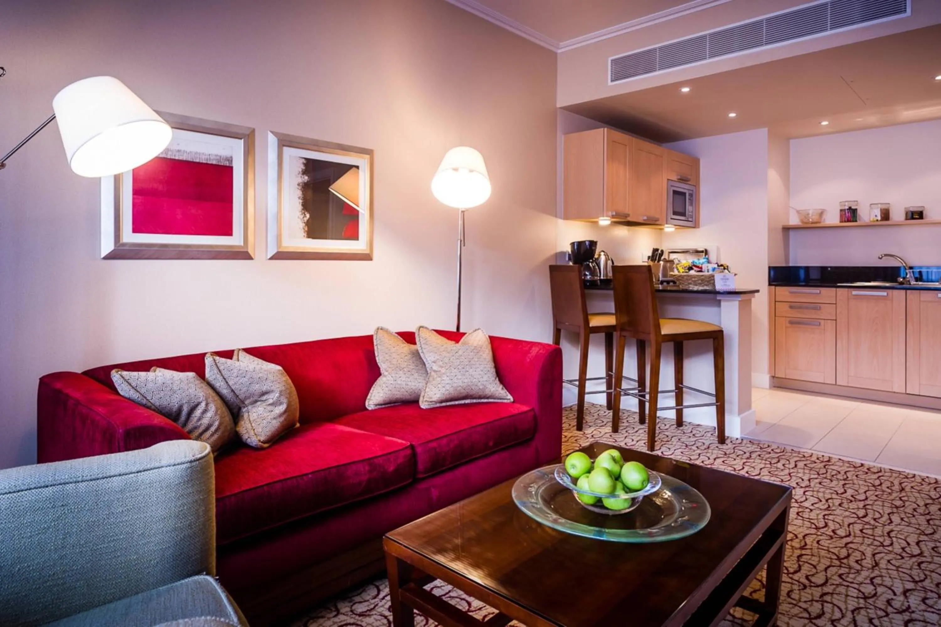 Two-Bedroom Apartment in Marriott Executive Apartments London, Canary Wharf