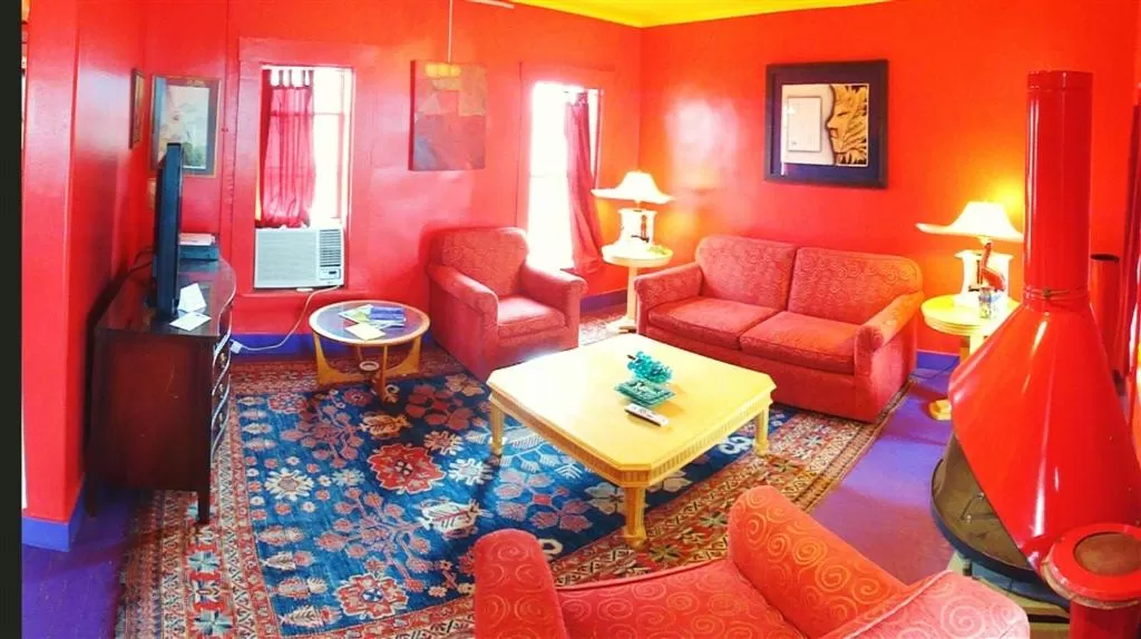 Seating Area in Pelican Spa