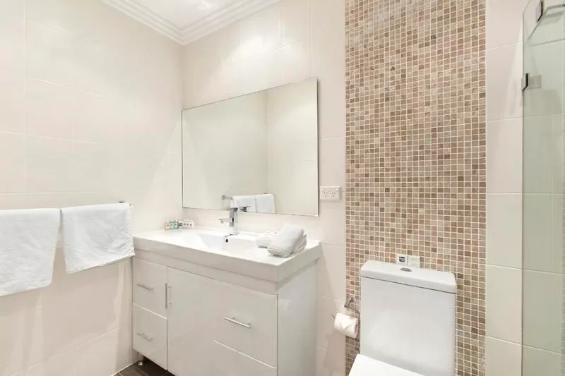 Deluxe Queen Room in Checkers Resort