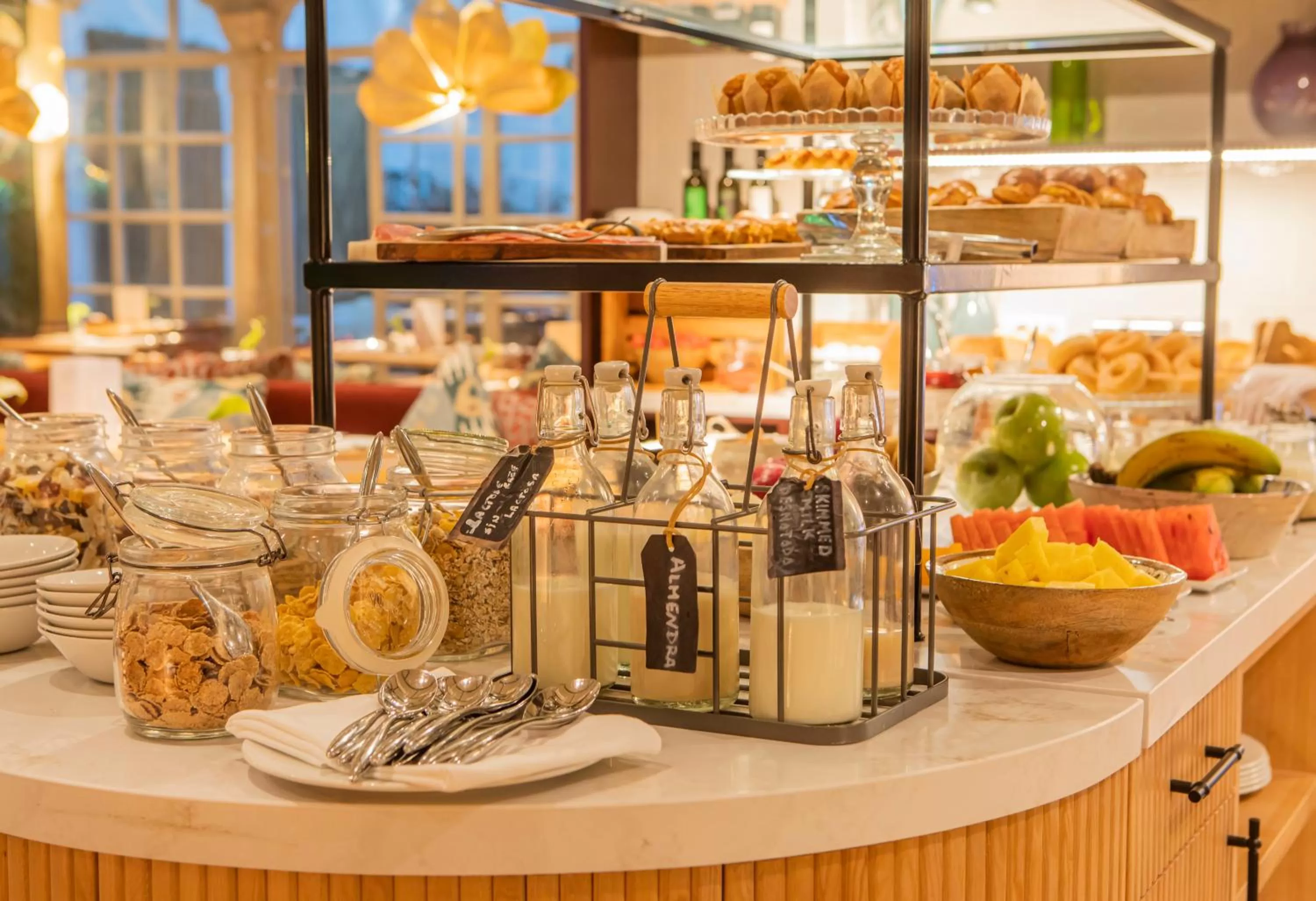 Food and drinks in Hospes Las Casas del Rey de Baeza, a Member of Design Hotels