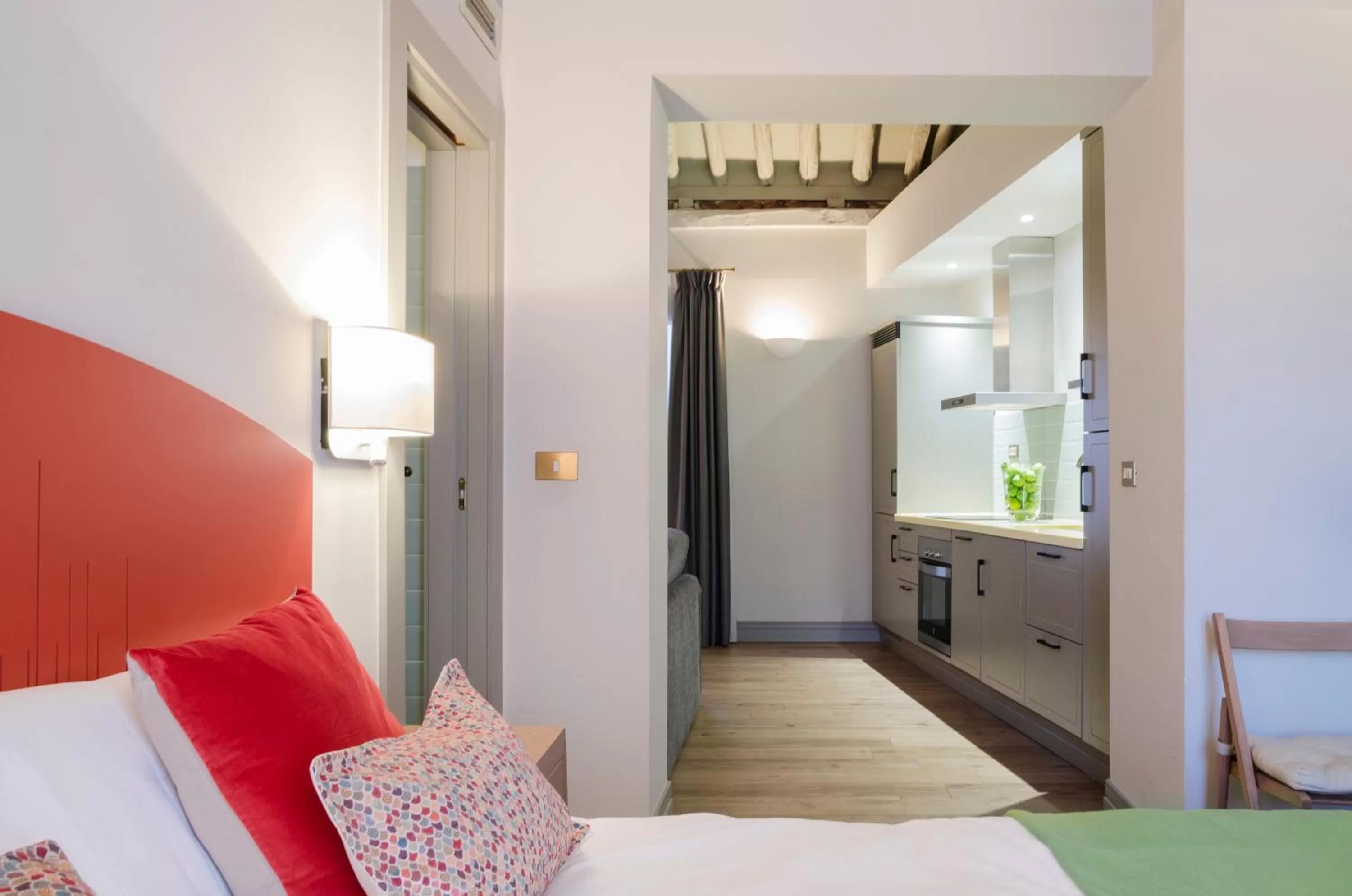 Bed in Blue Windows House Apartamentos & Suites