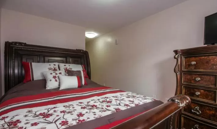 Bed in Cold Spring Hotel