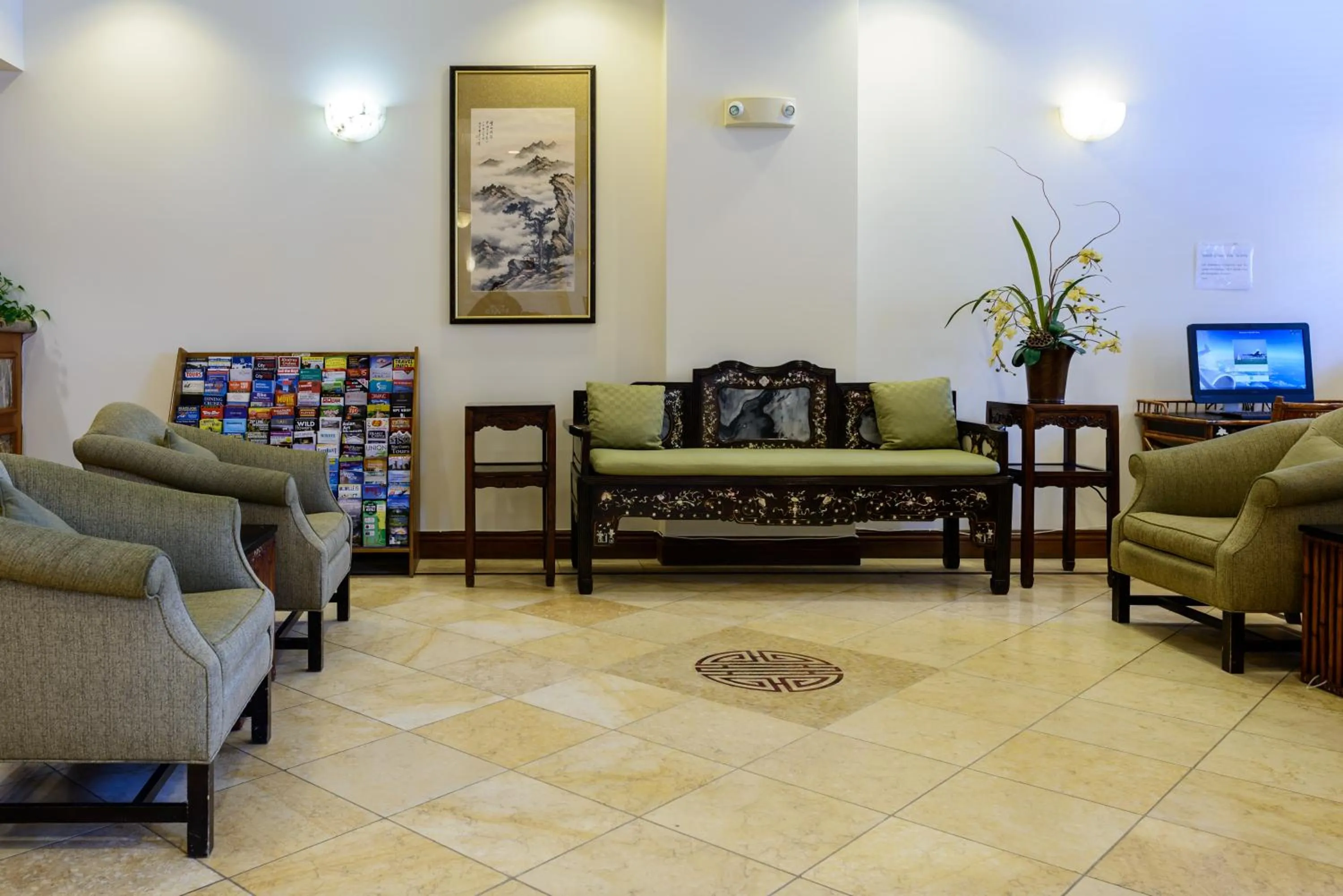 Lobby or reception in SW Hotel