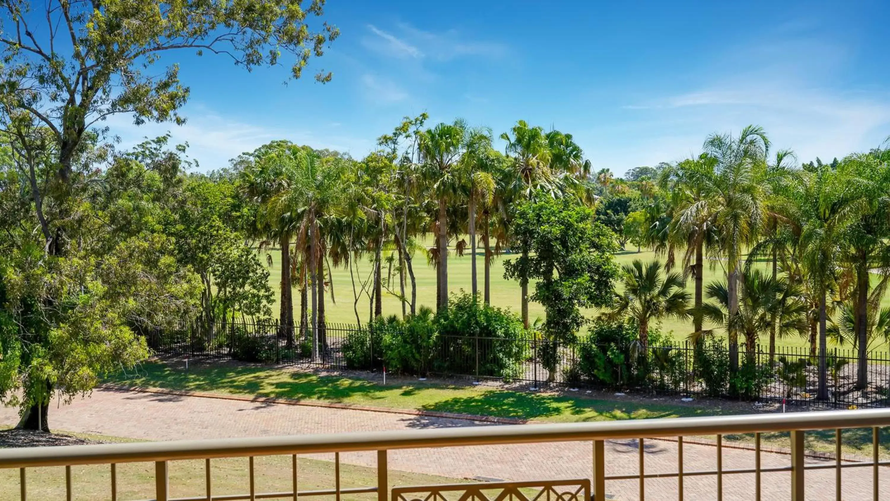 Classic King Room with Marina View in InterContinental Sanctuary Cove Resort by IHG Classic King Room with Marina View in InterContinental Sanctuary Cove Resort by IHG