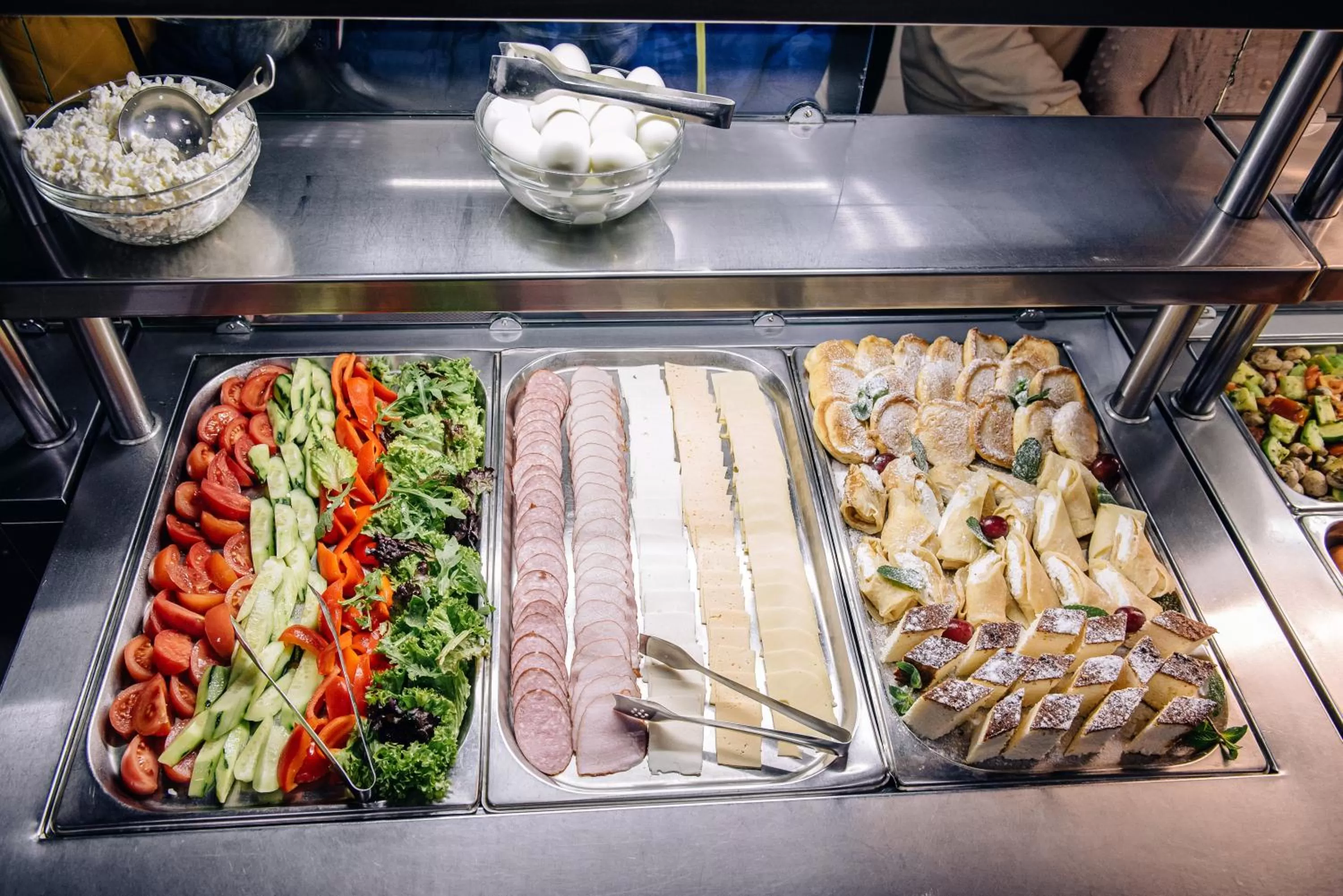 Breakfast in Gold Georg Palace Hotel