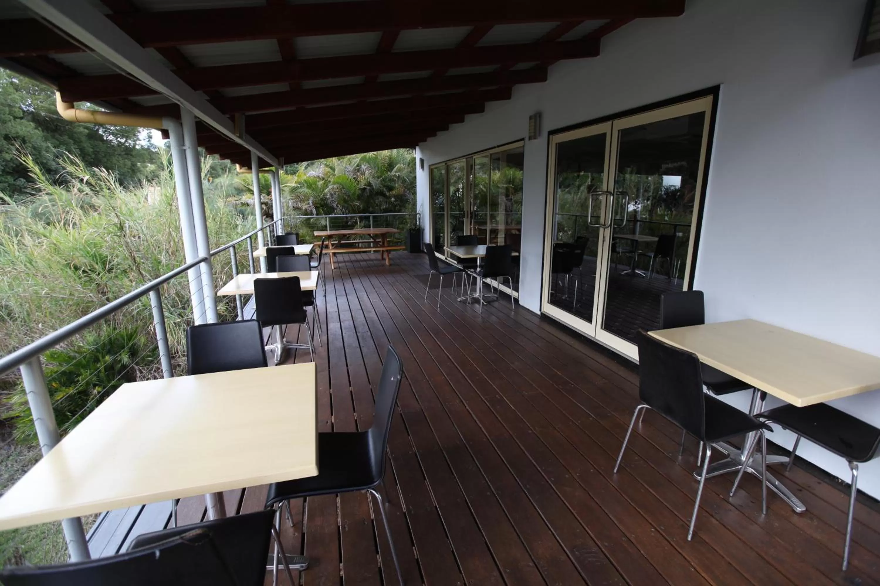 Patio in Red Bridge Motor Inn