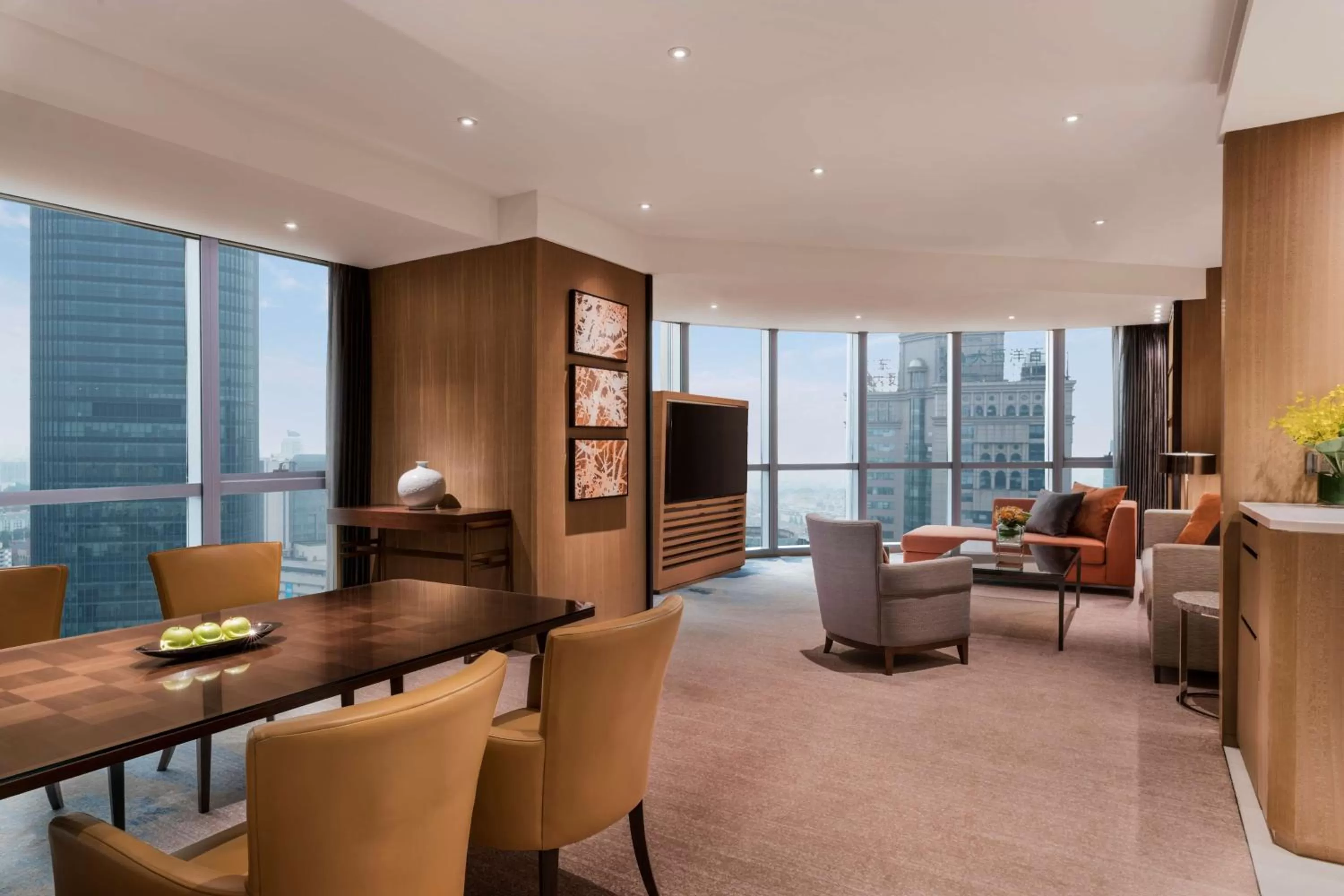 Photo of the whole room in Hyatt Regency Shanghai Wujiaochang