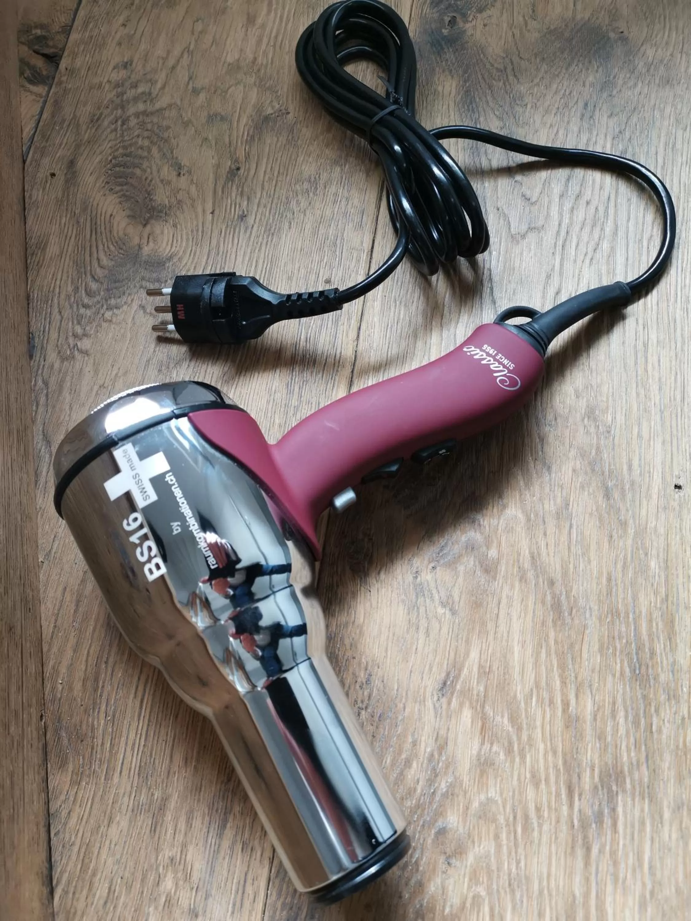 Bathroom in Boutique Hotel BS16 before Bern City Parking gratis