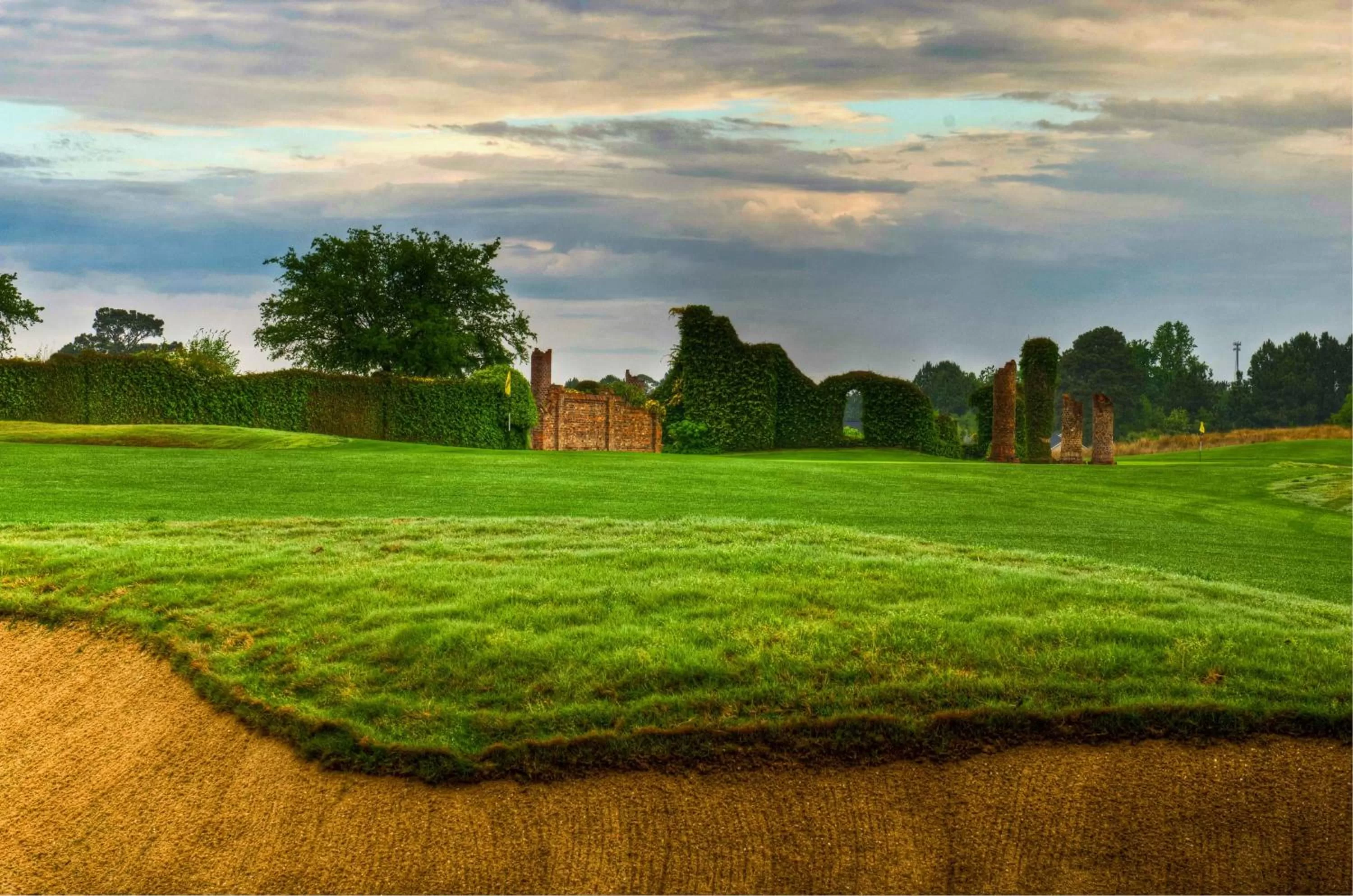 Golfcourse in Barefoot Resort Golf & Yacht Club Villas
