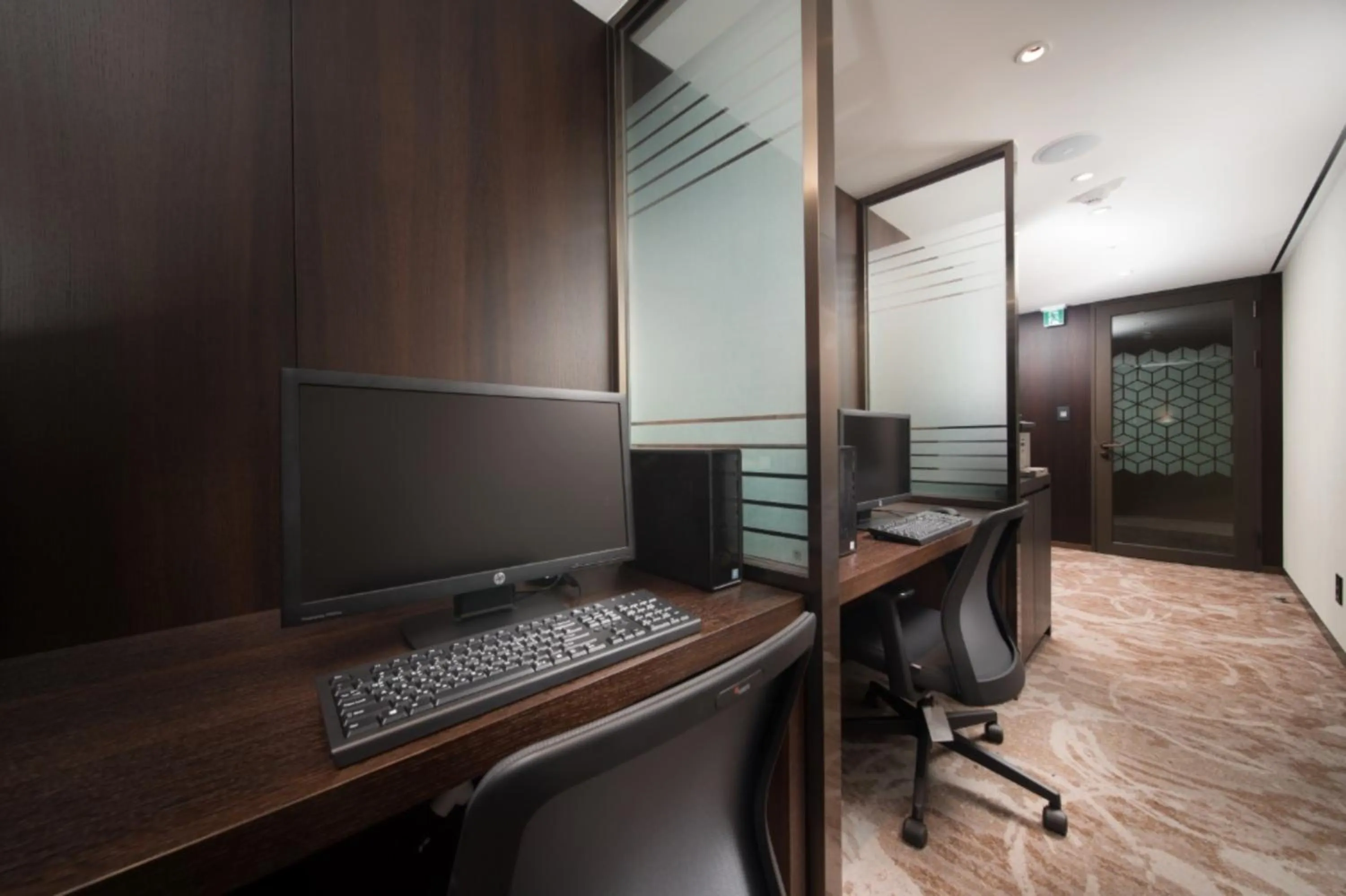 Business facilities in Jeju Sun Hotel & Casino