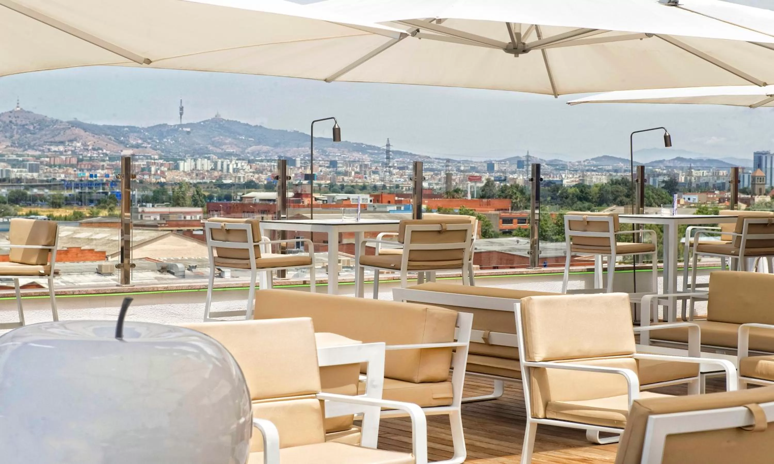 Lounge or bar in Salles Ciutat del Prat Barcelona Airport