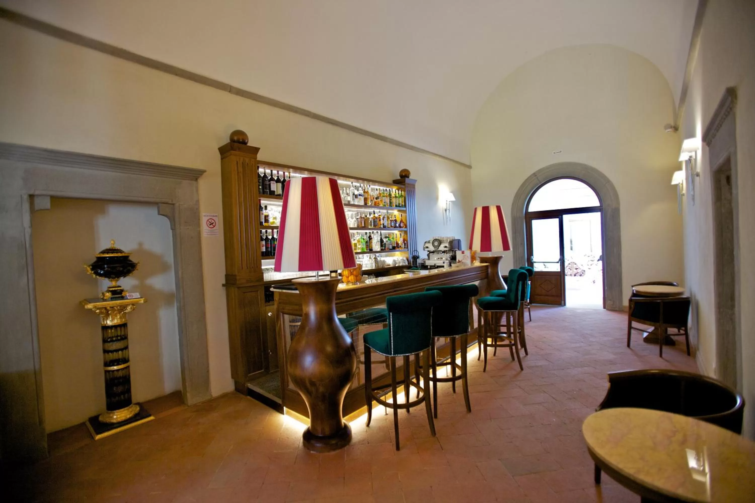 Lounge or bar in Villa Tolomei Hotel & Resort