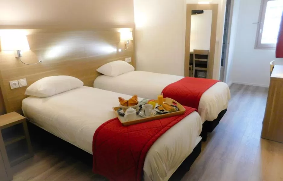 Breakfast, Bed in The Originals City, Hôtel Ambacia, Tours Sud