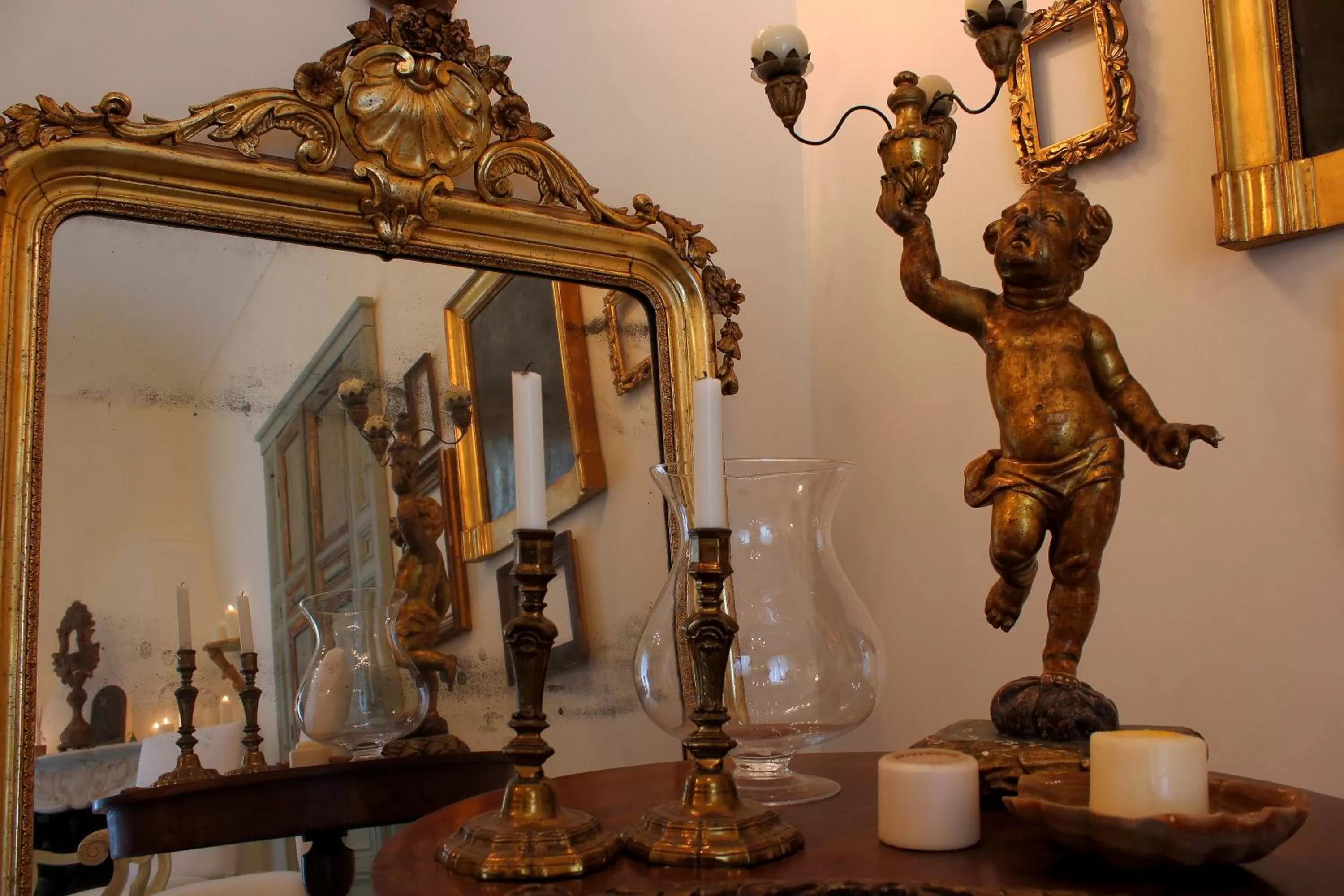 Decorative detail in Hotel Villa Taormina