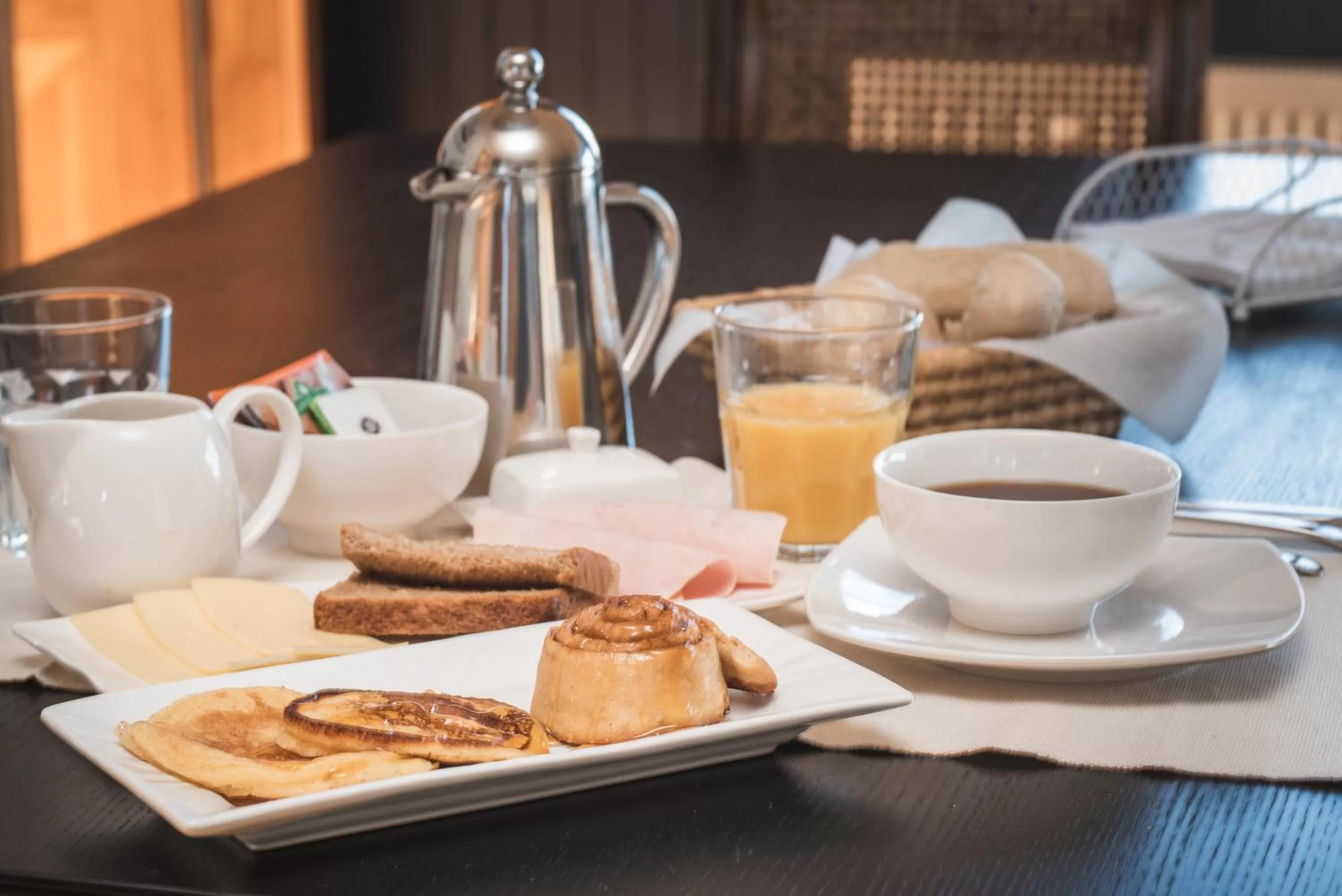 Breakfast in Bories - Boutique Guest House