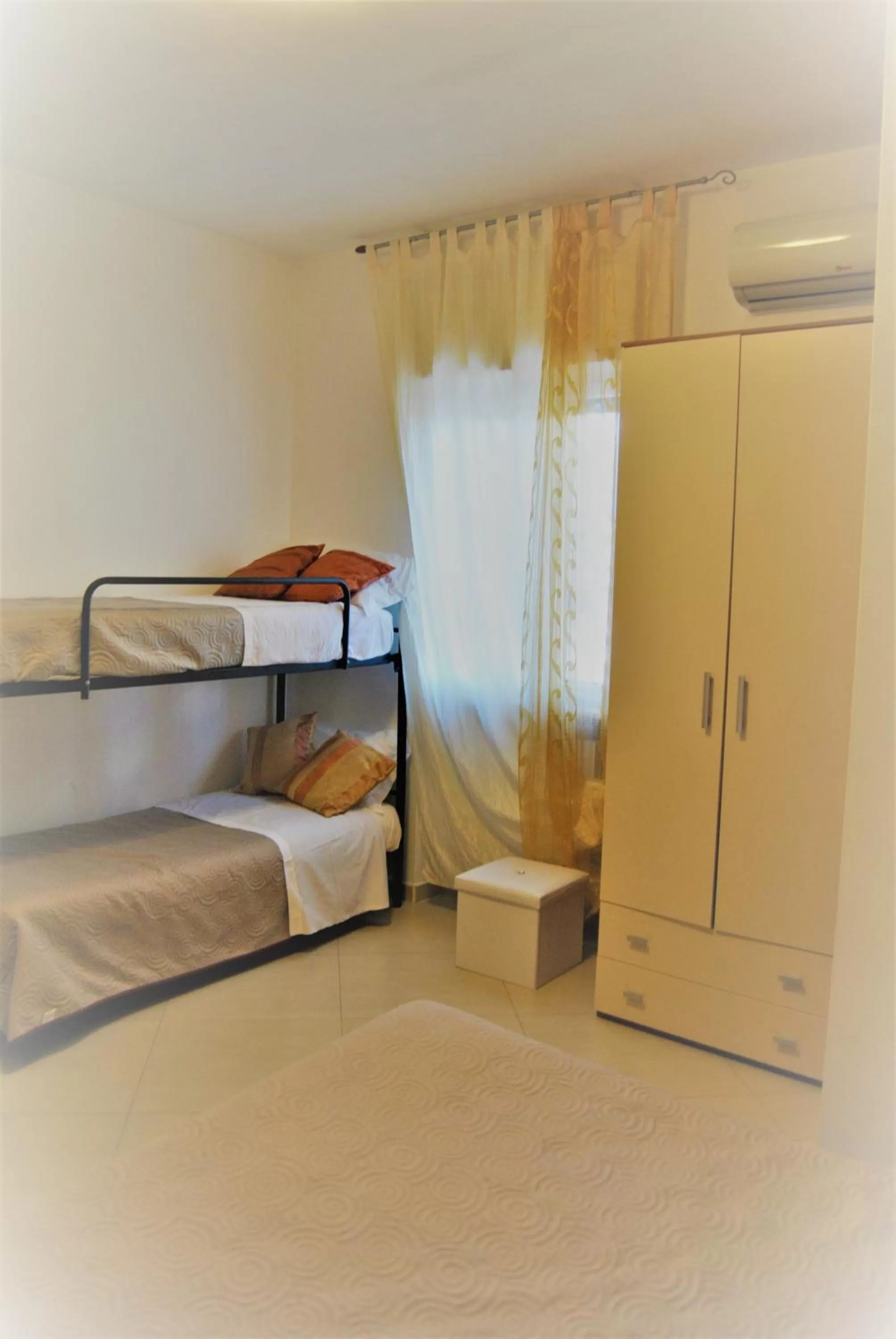 Bunk Bed in Villa Aurora B&B