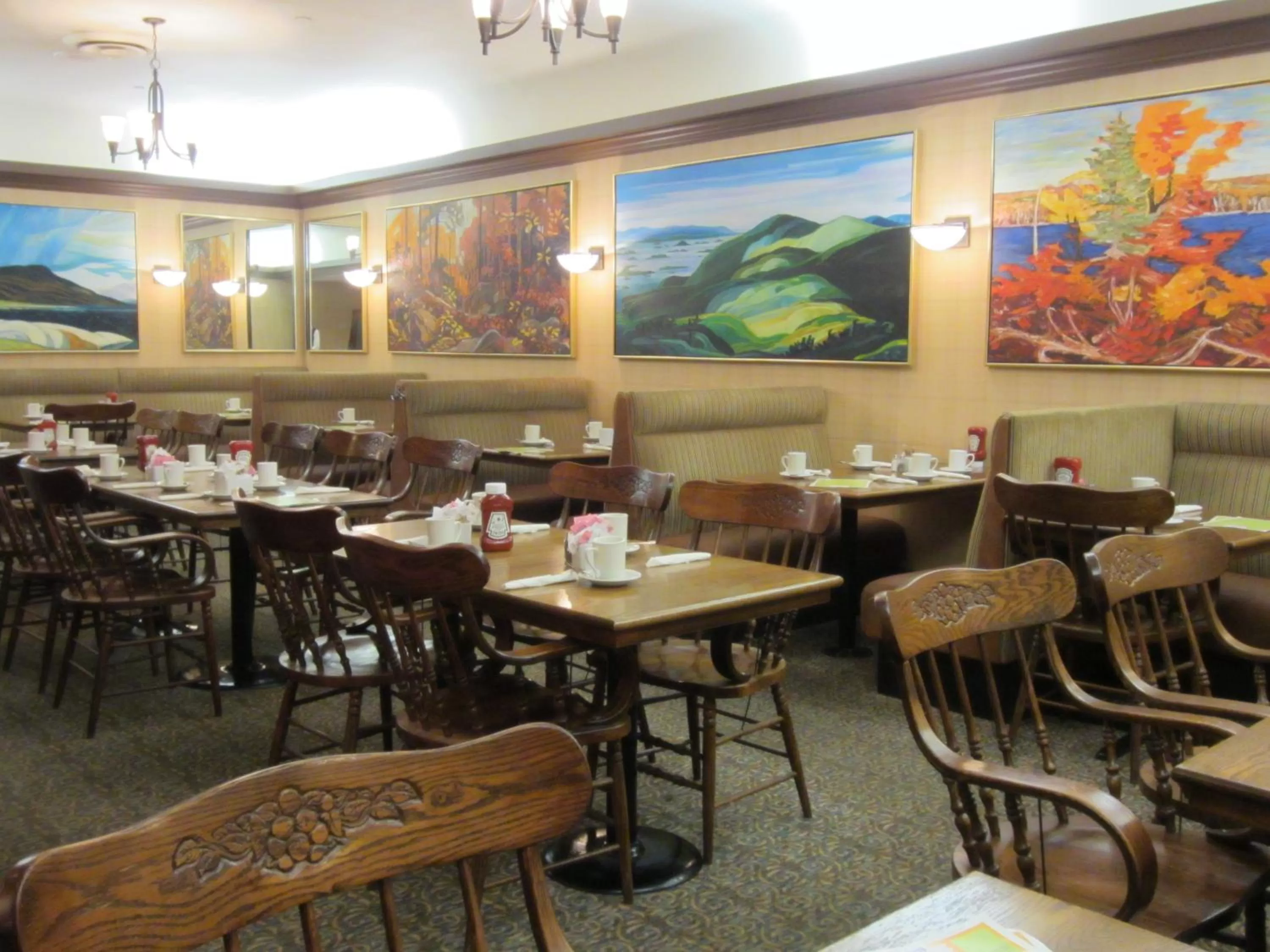 Restaurant/places to eat in Days Inn by Wyndham Vancouver Downtown