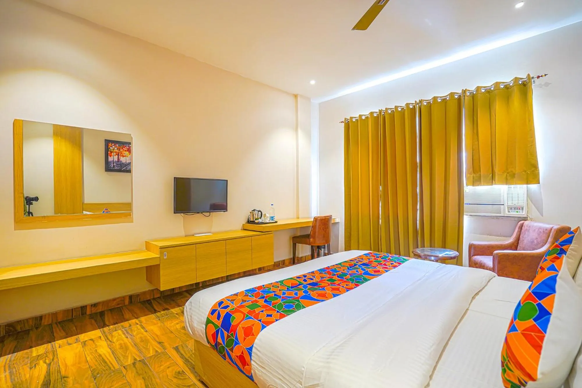 TV and multimedia, Bed in FabHotel Prime Empire