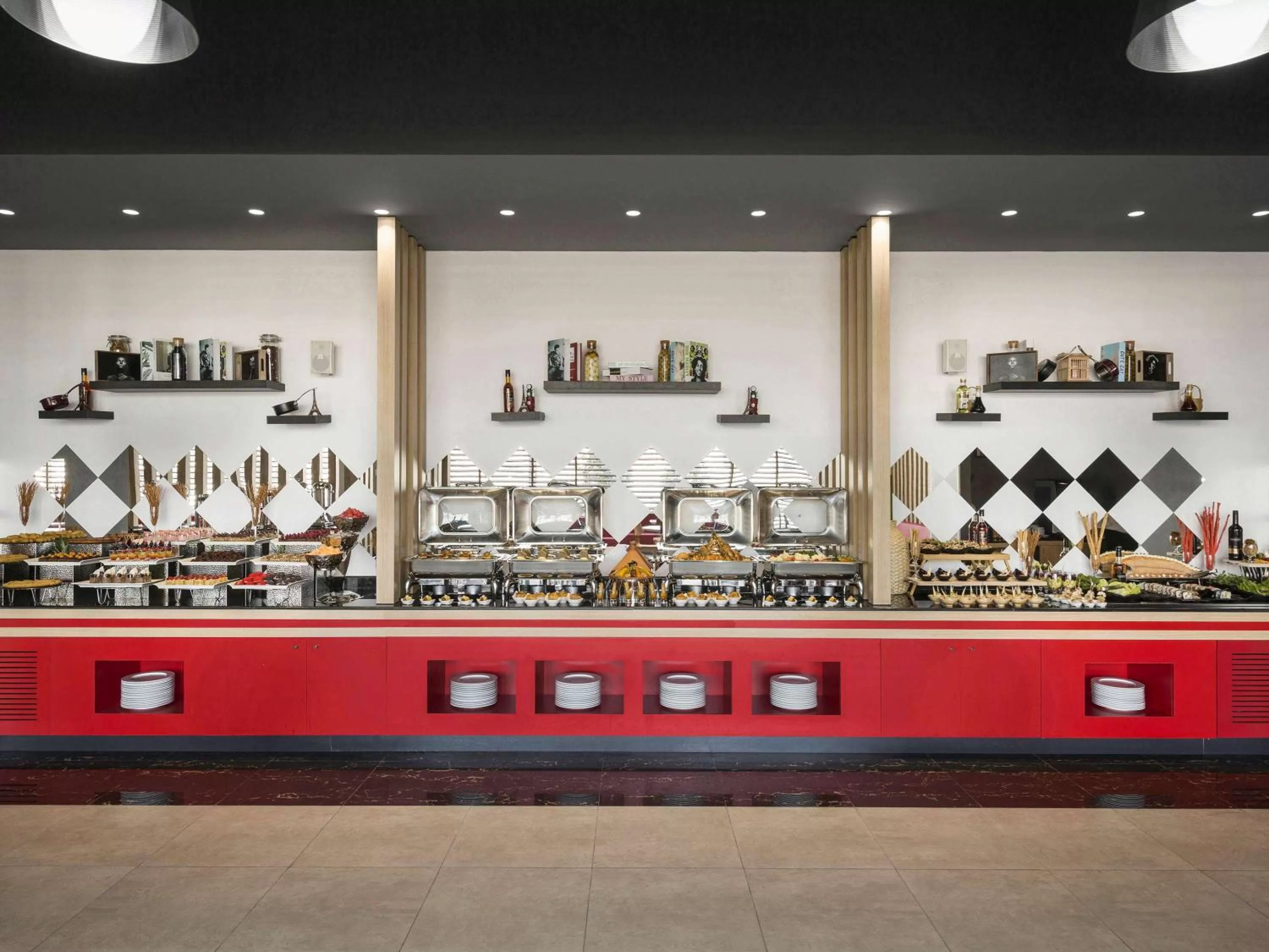 Restaurant/places to eat in Adagio Jeddah City Center