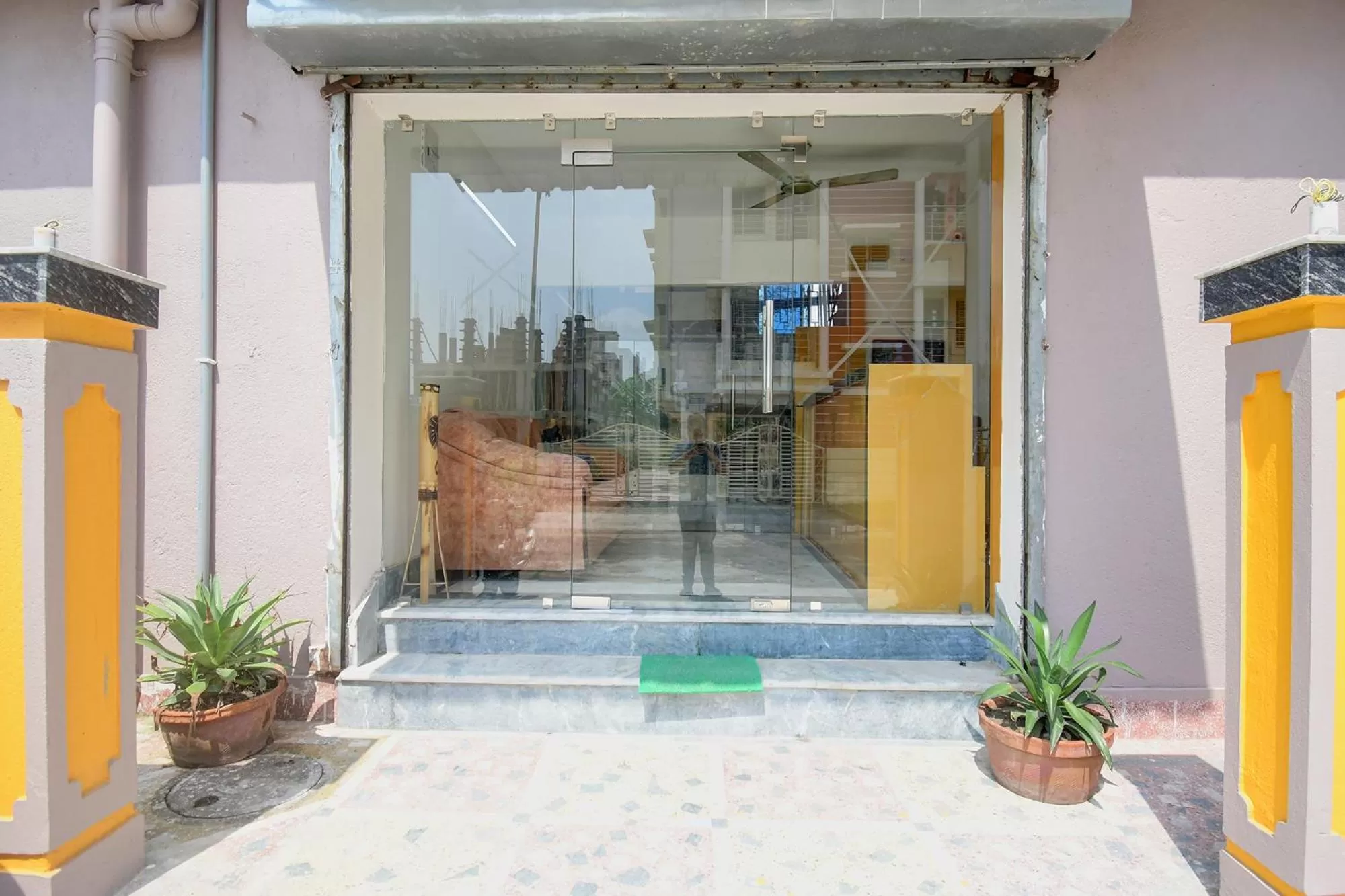 Facade/entrance in FabExpress Amar Raj Villa - Nr Eco Park