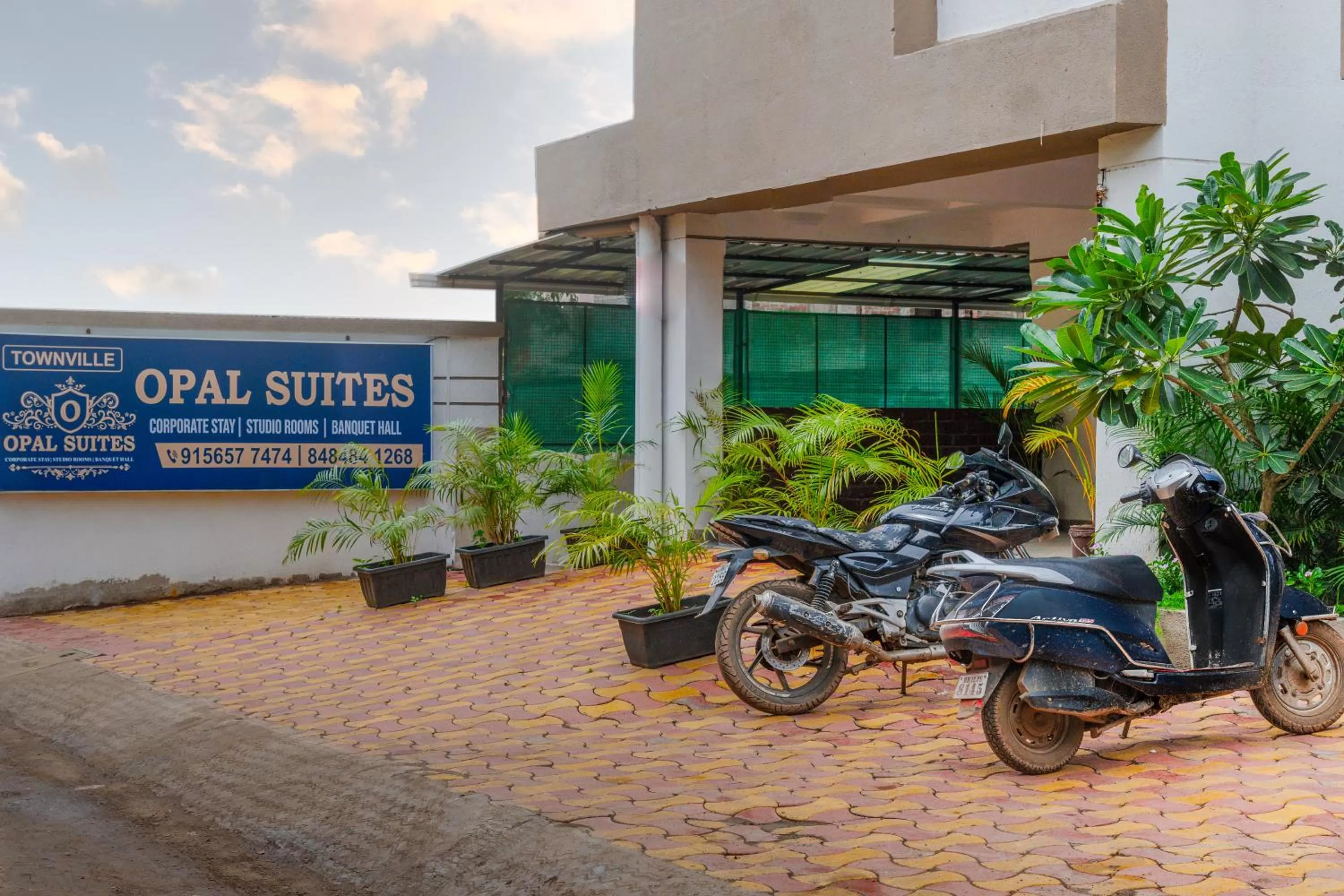 Parking in Itsy By Treebo - Opal Suites