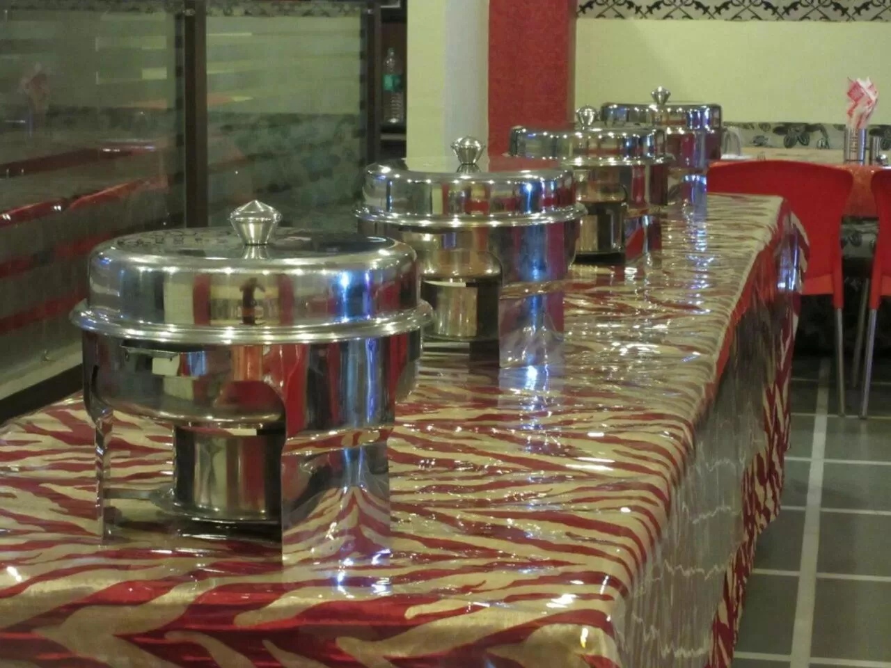 Food in Hotel The Pride