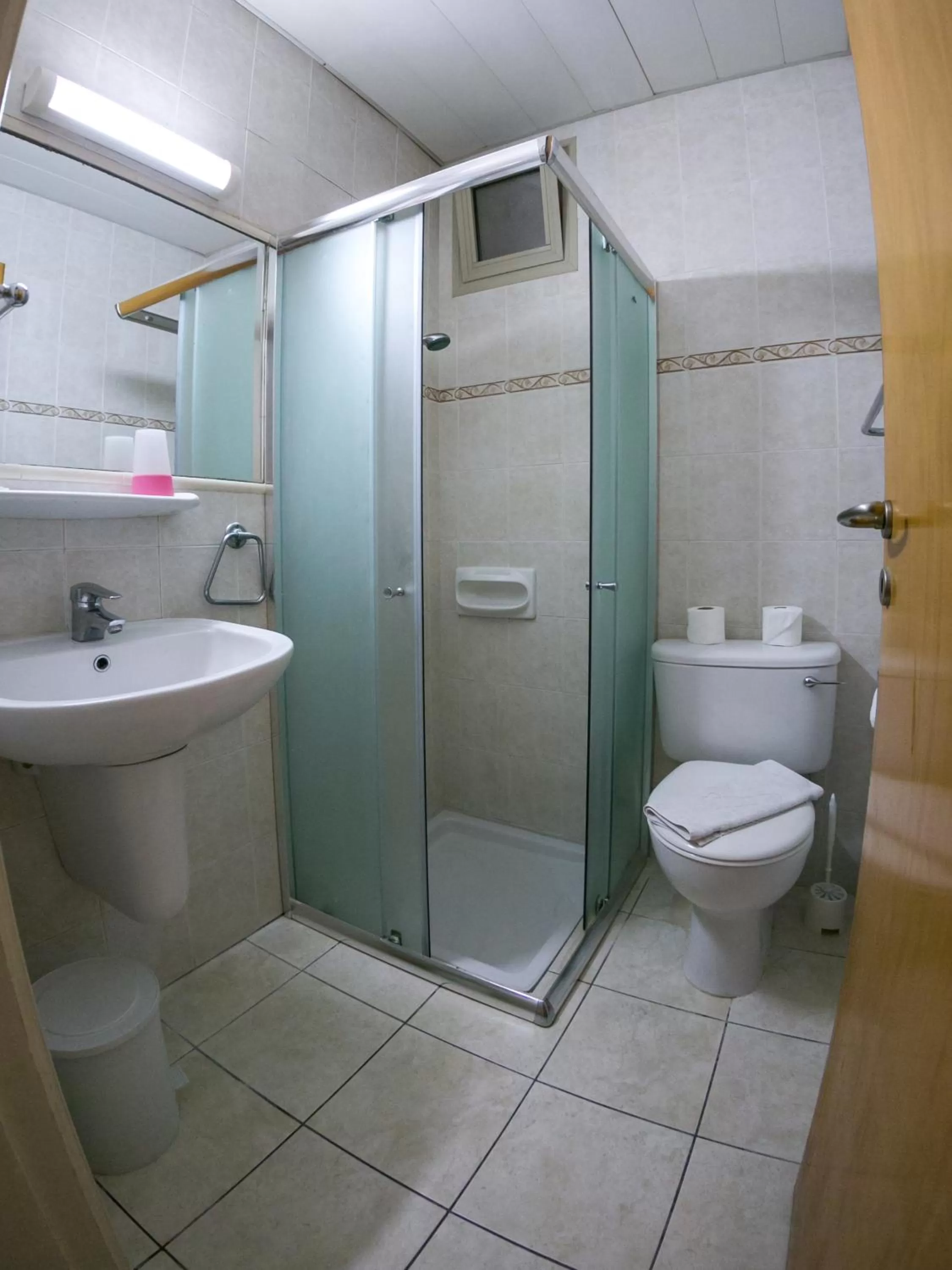 Shower in Crystallo Apartments