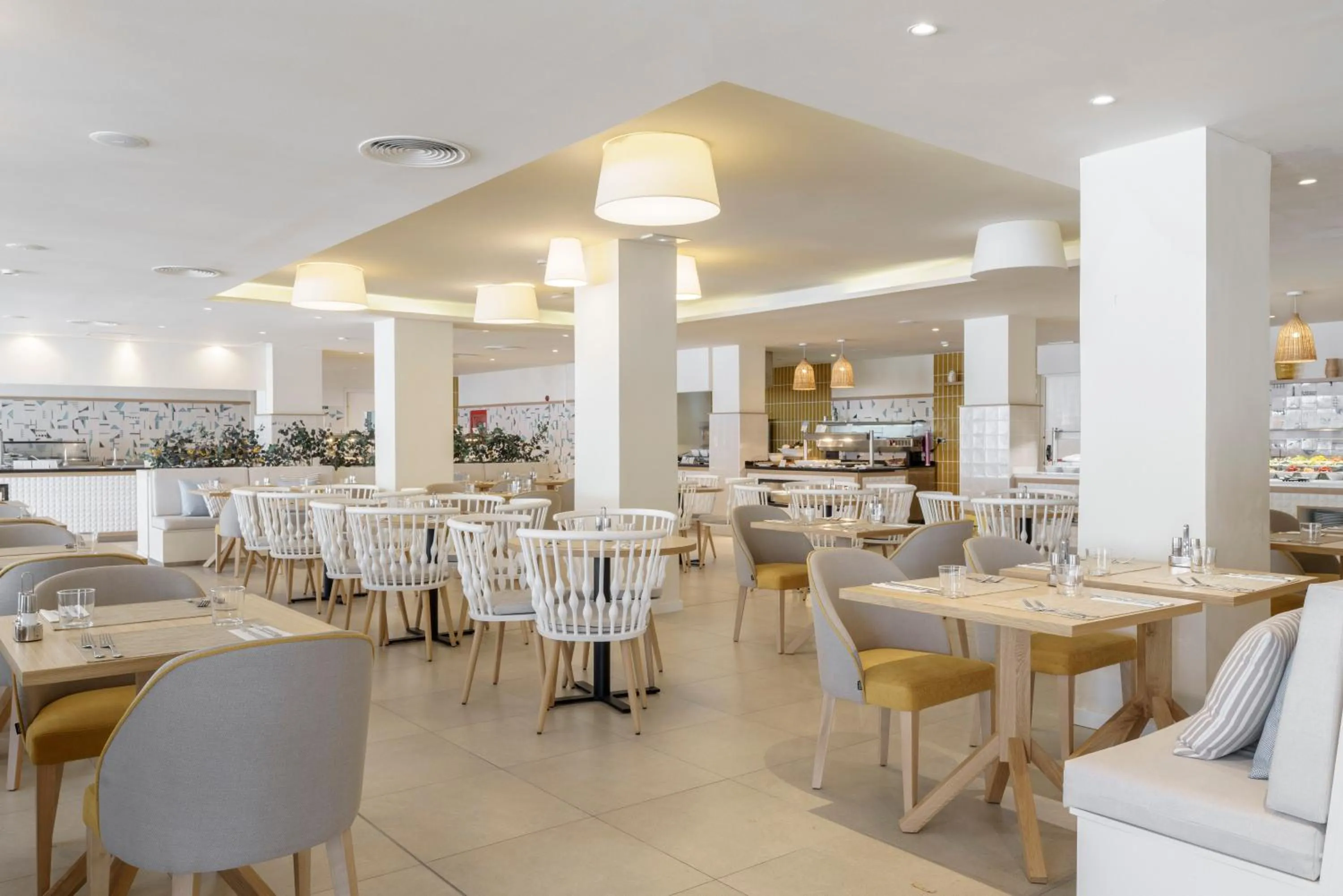 Restaurant/places to eat in AluaSoul Mallorca Resort - Adults only