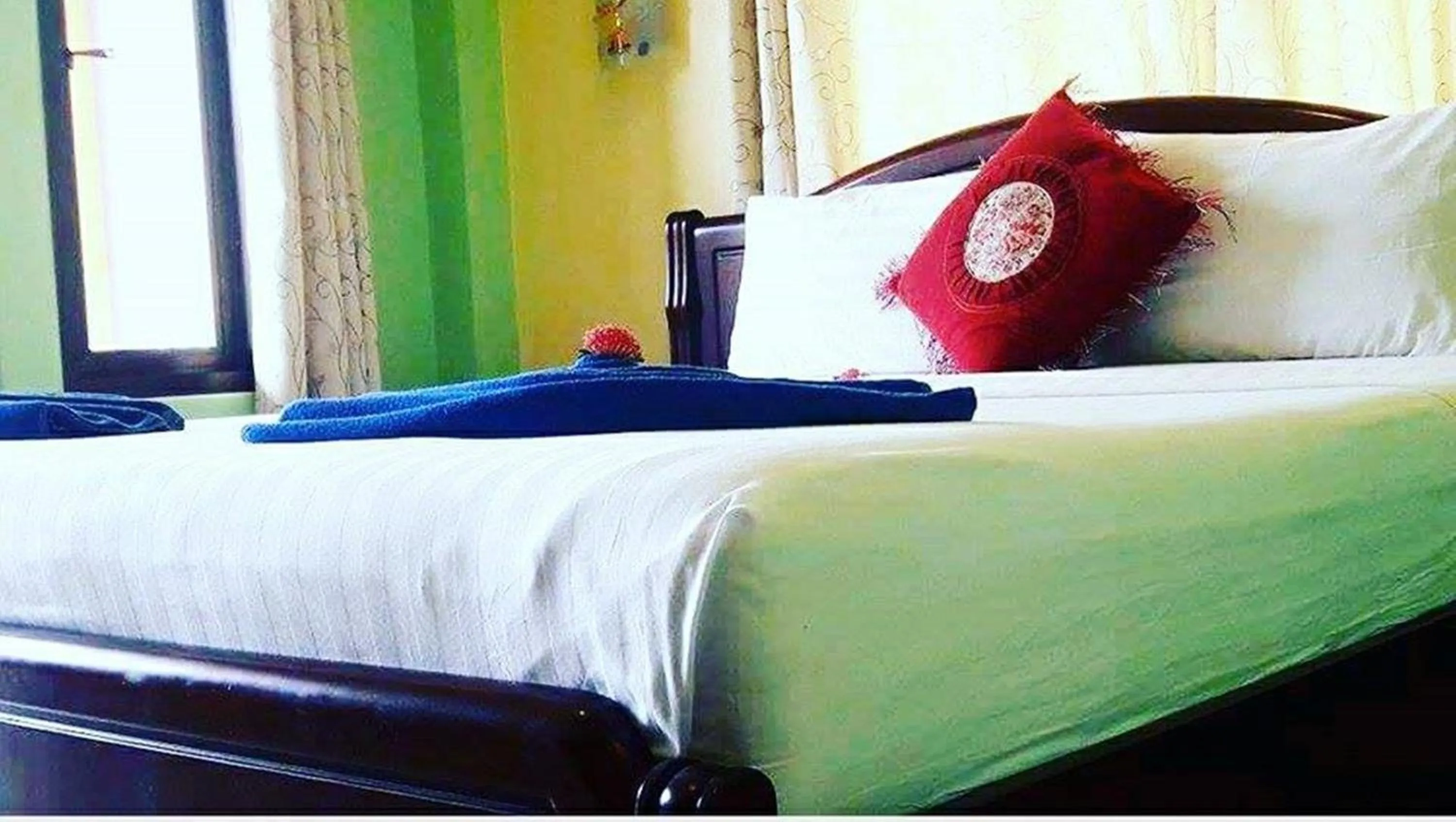 Bed in Lanta New Beach Bungalows - SHA Plus