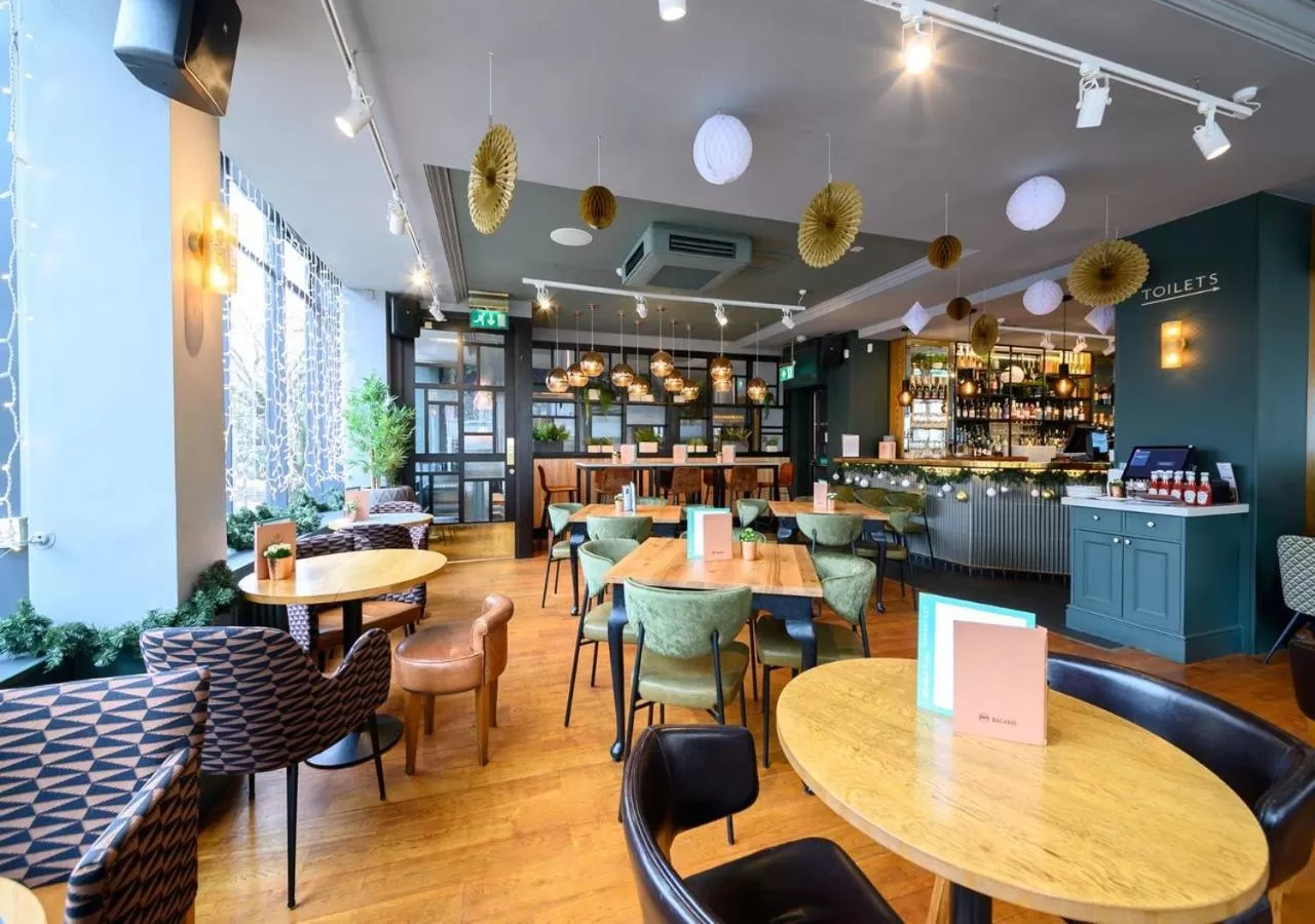 Restaurant/places to eat in All Bar One by Innkeeper's Collection